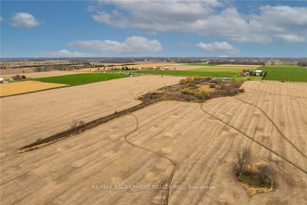Photo 8 of 1221 Binbrook Road, Hamilton, Rural Glanbrook — HOMEH