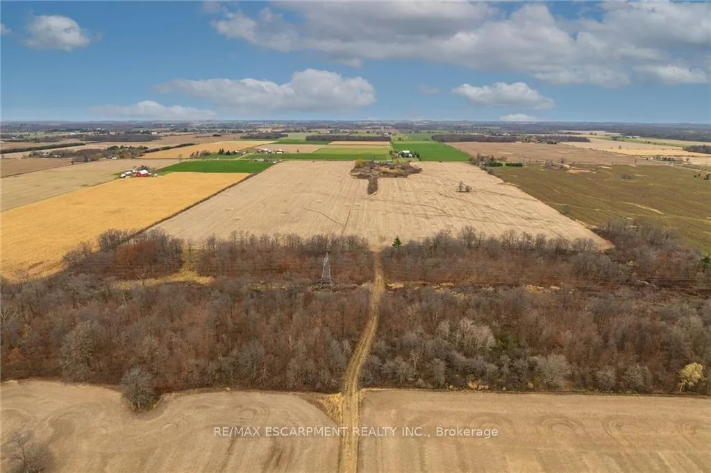 Photo 10 of 1221 Binbrook Road, Hamilton, Rural Glanbrook — HOMEH