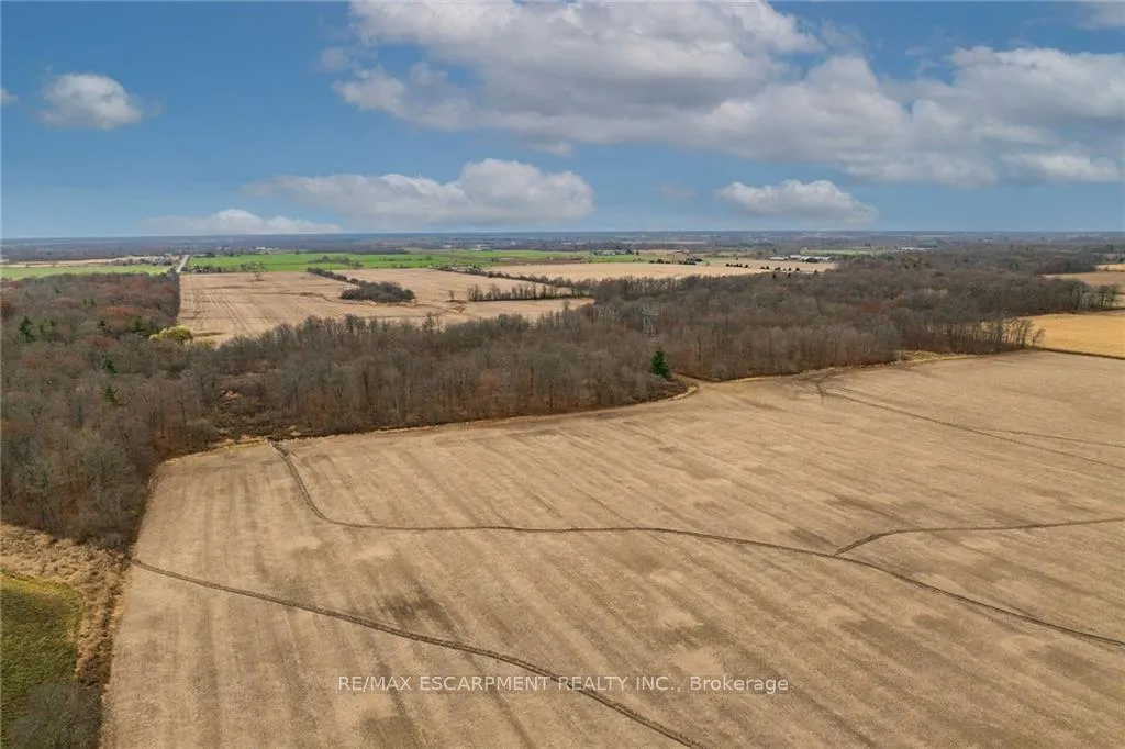 Photo 12 of 1221 Binbrook Road, Hamilton, Rural Glanbrook — HOMEH