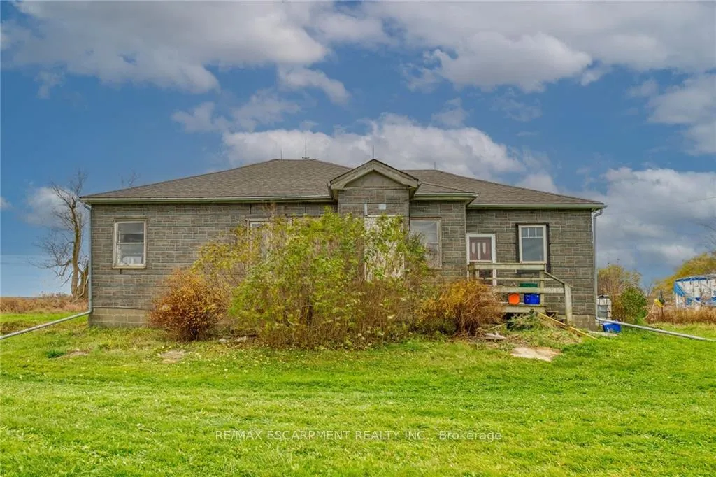 Photo 22 of 1221 Binbrook Road, Hamilton, Rural Glanbrook — HOMEH
