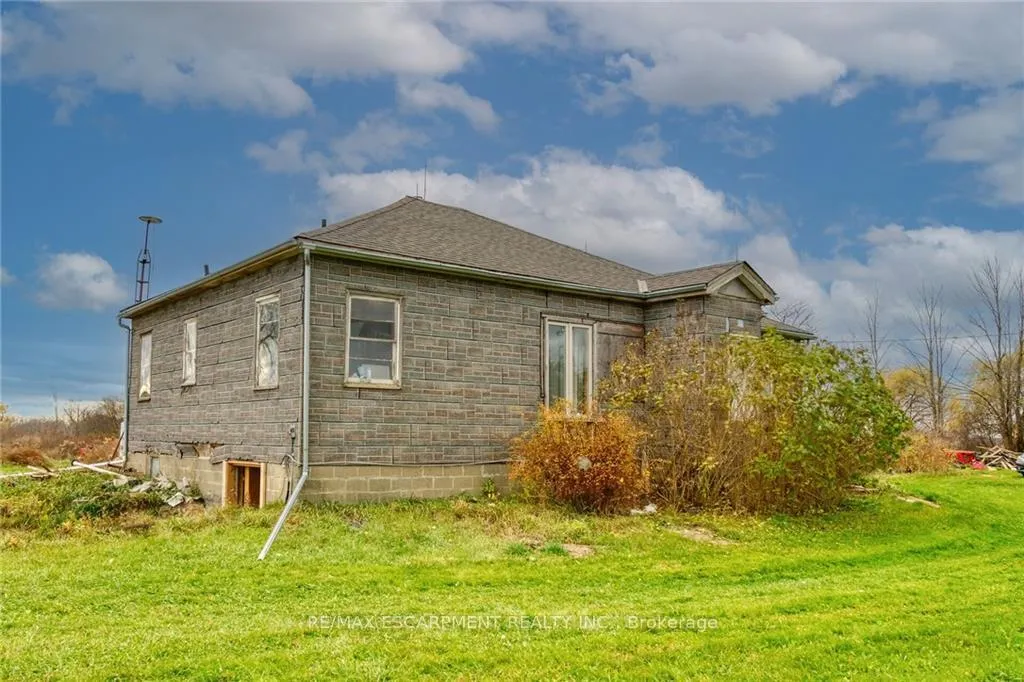 Photo 23 of 1221 Binbrook Road, Hamilton, Rural Glanbrook — HOMEH