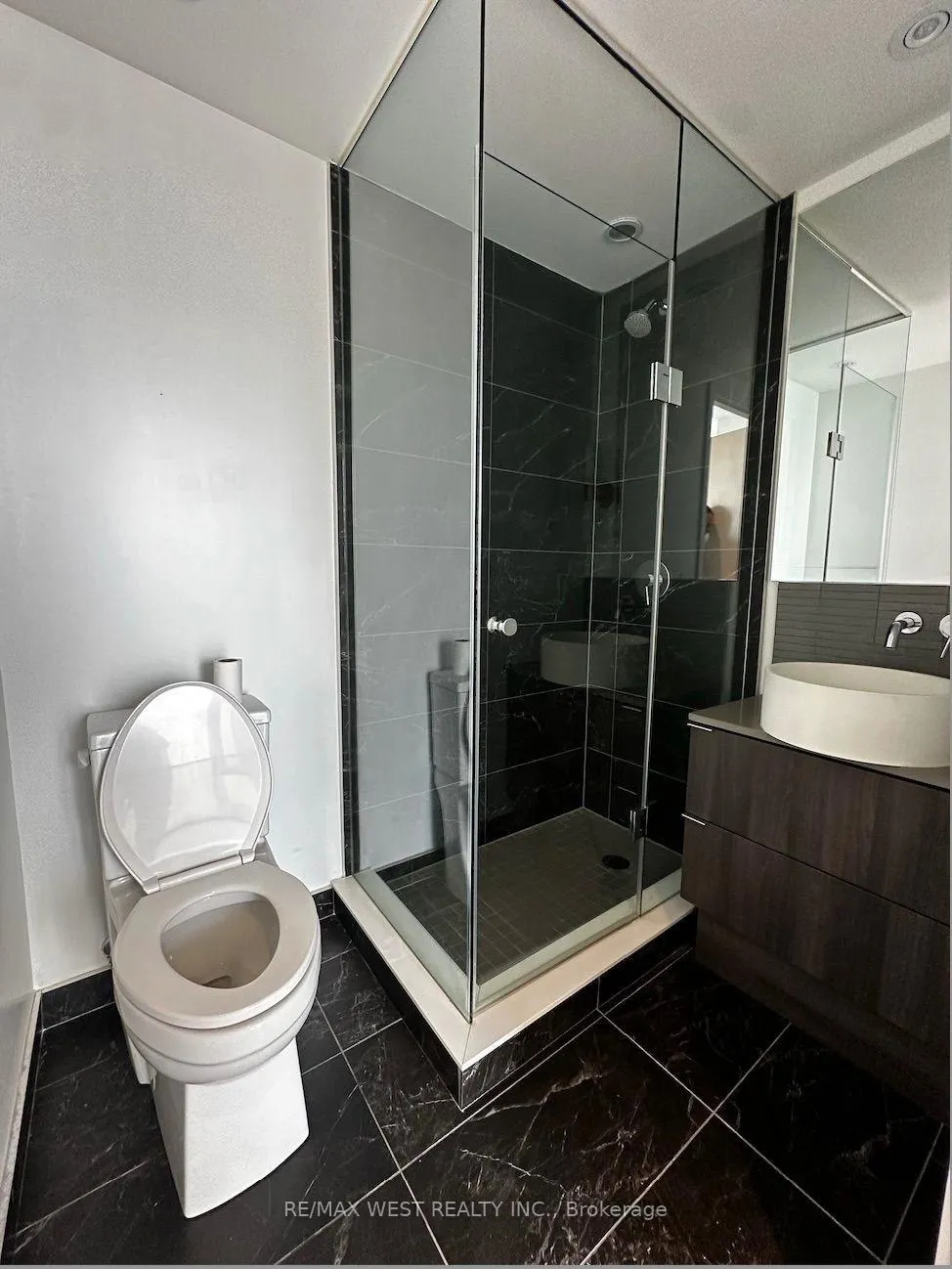 Photo 11 of Unit 3804, 161 Roehampton Avenue, Toronto, Mount Pleasant West — HOMEH