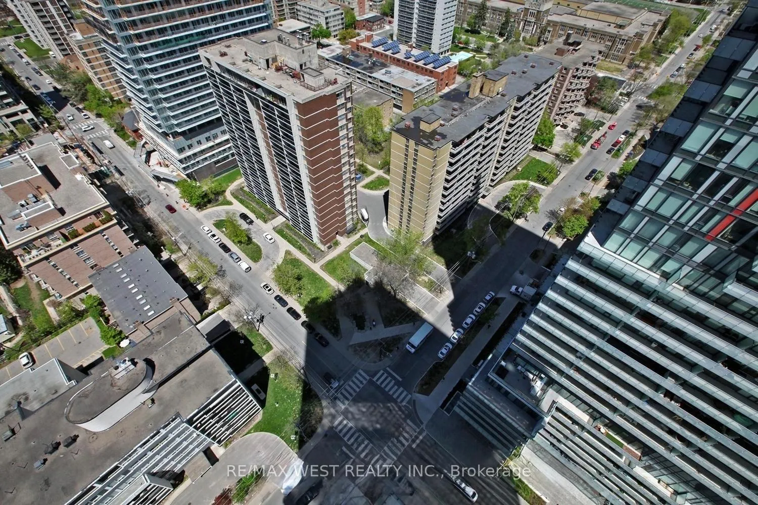 Photo 17 of Unit 3804, 161 Roehampton Avenue, Toronto, Mount Pleasant West — HOMEH