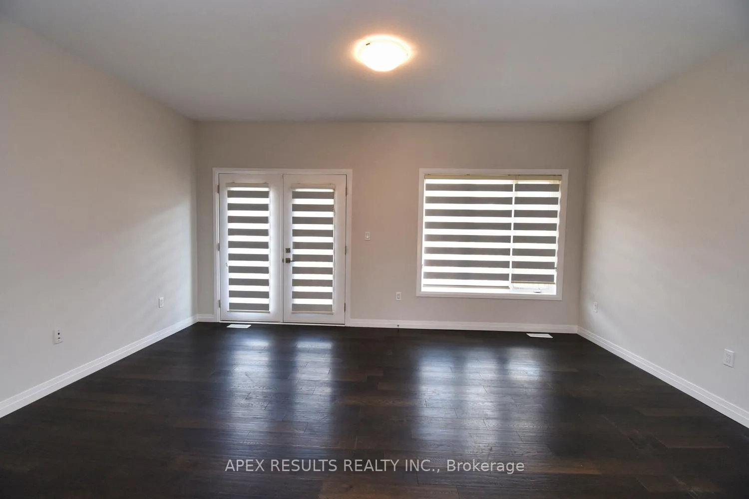 Photo 4 of Unit 4, 30 Times Square Boulevard, Hamilton, Stoney Creek Mountain — HOMEH