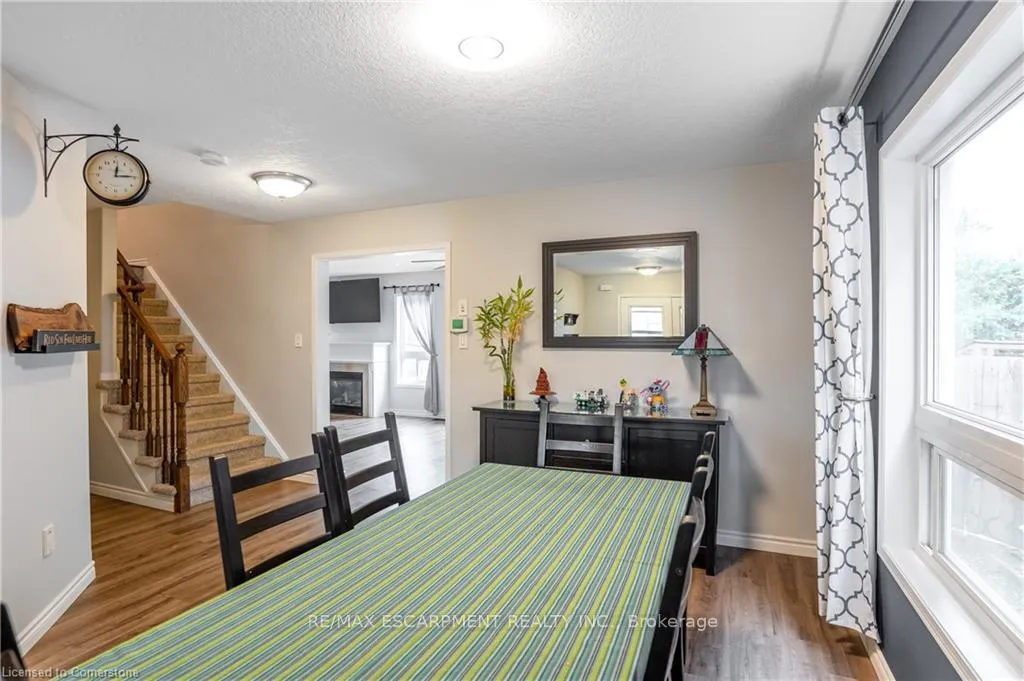 Photo 8 of 93 Bradley Avenue, Hamilton, Binbrook — HOMEH