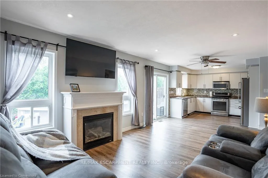 Photo 12 of 93 Bradley Avenue, Hamilton, Binbrook — HOMEH
