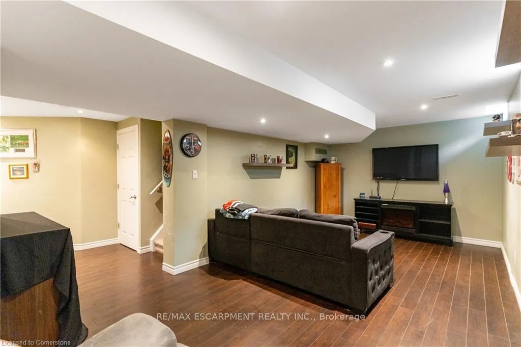 Photo 31 of 93 Bradley Avenue, Hamilton, Binbrook — HOMEH