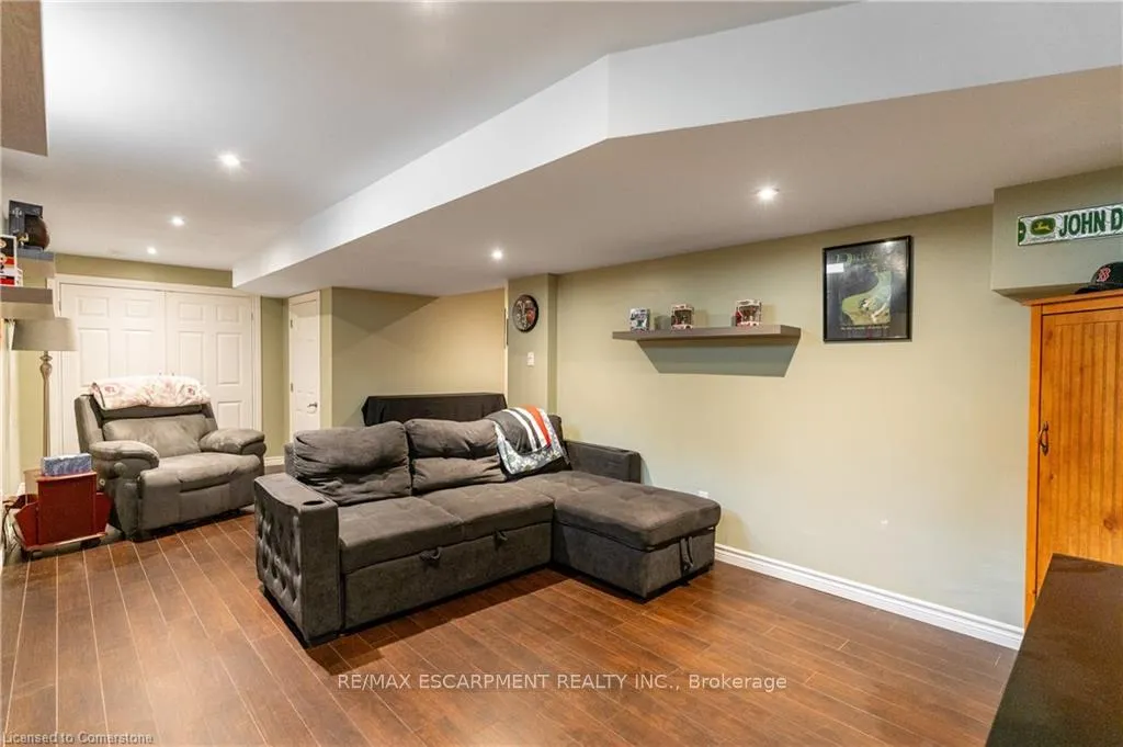 Photo 32 of 93 Bradley Avenue, Hamilton, Binbrook — HOMEH