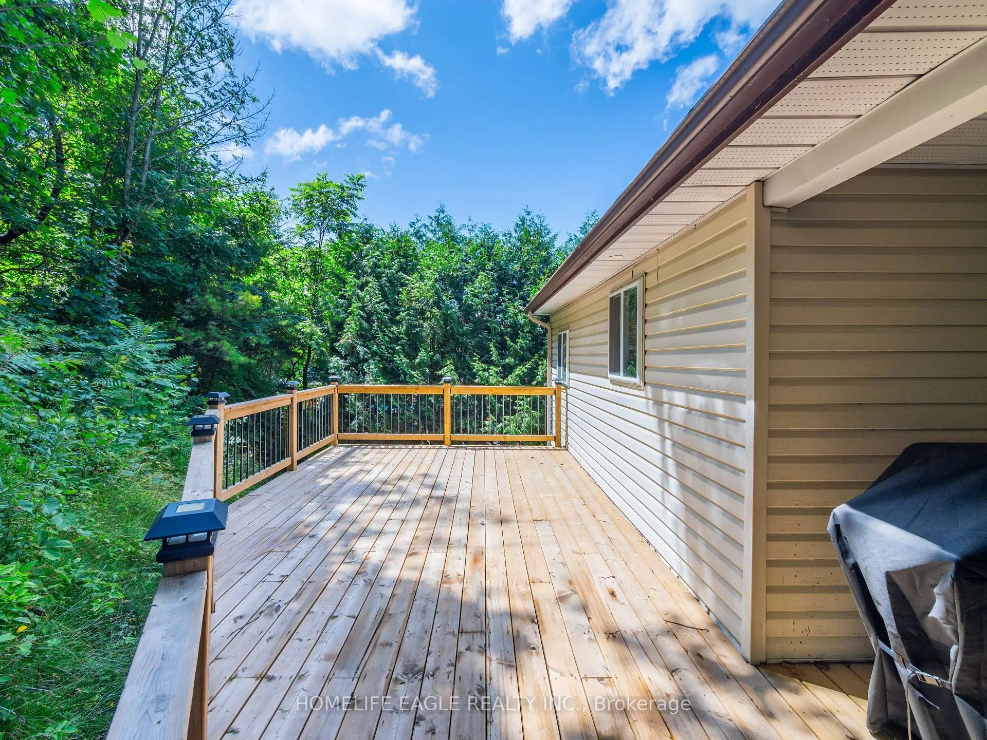 Photo 16 of 61 Dancy Drive, Orillia — HOMEH