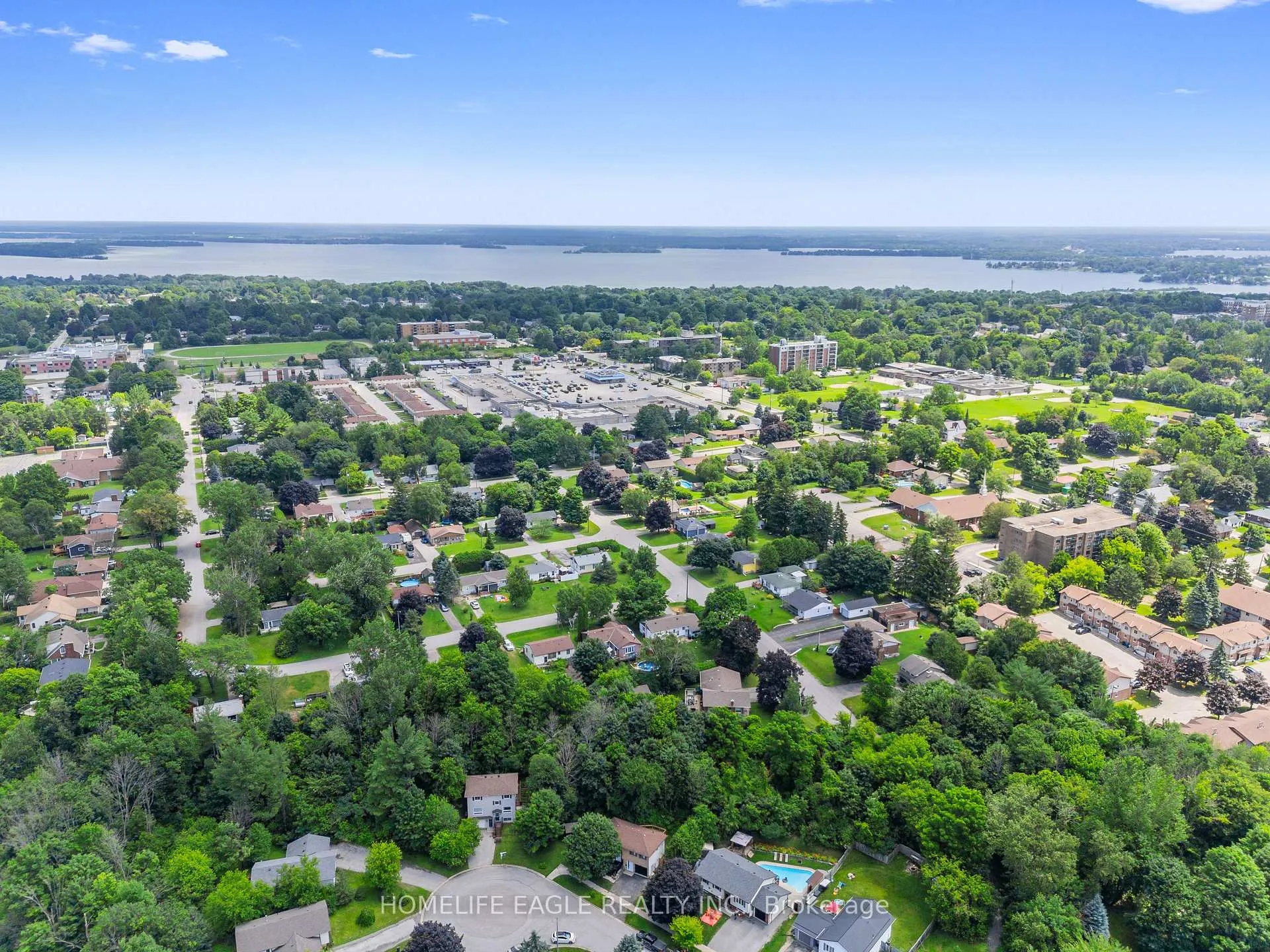 Photo 18 of 61 Dancy Drive, Orillia — HOMEH