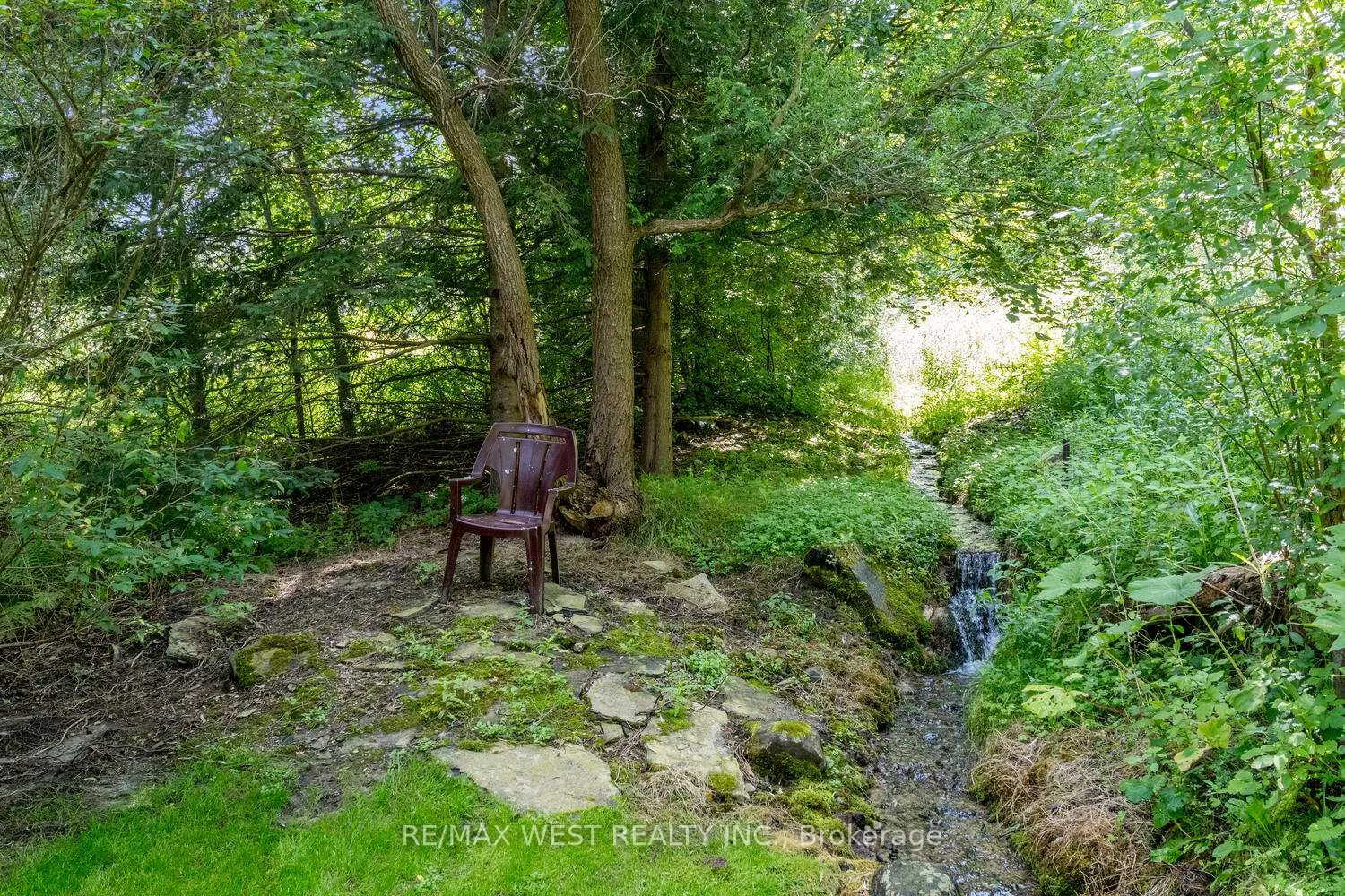 Photo 37 of 3 Simcoe Street, Caledon, Mono Mills — HOMEH