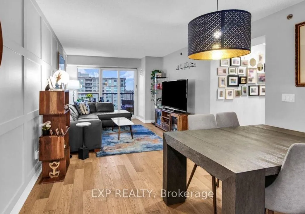 Photo 1 of 35 saranac blvd, Toronto, Englemount-Lawrence — HOMEH