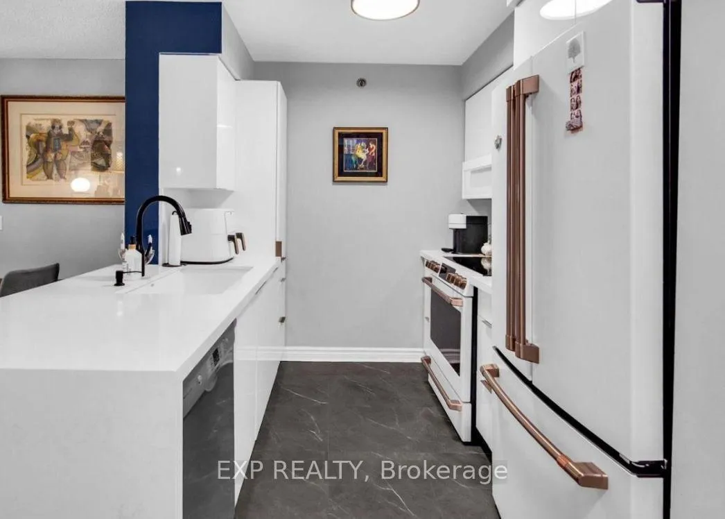 Photo 2 of 35 saranac blvd, Toronto, Englemount-Lawrence — HOMEH