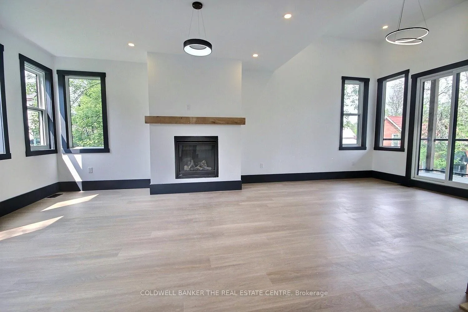 Photo 5 of 4356 Hepinstall Landing, Severn, Washago — HOMEH