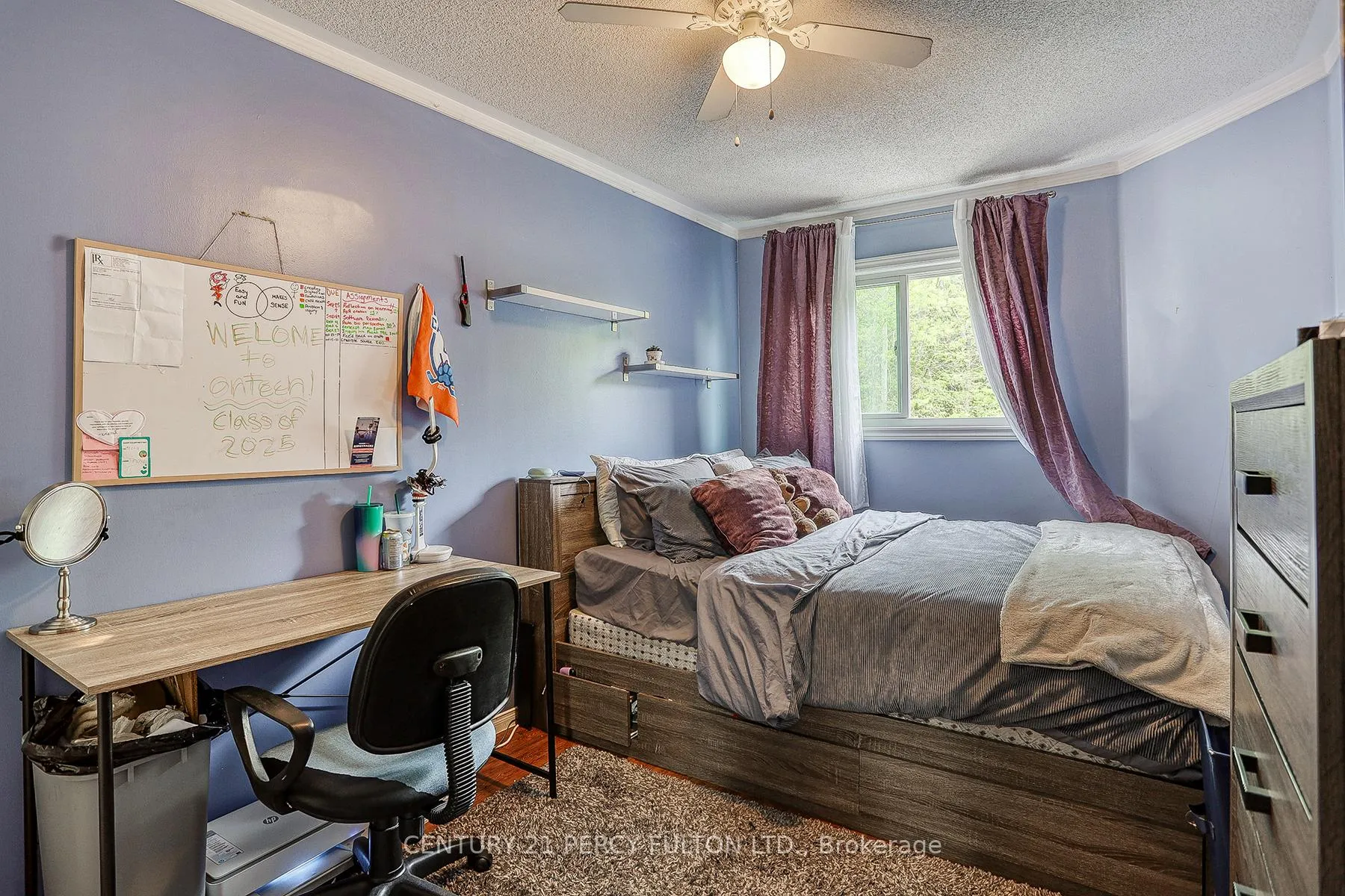 Photo 8 of 1692 Woodgate Trail, Oshawa, Samac — HOMEH