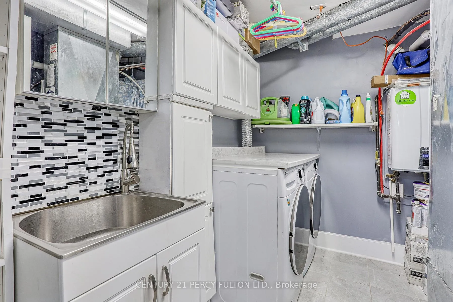 Photo 12 of 1692 Woodgate Trail, Oshawa, Samac — HOMEH