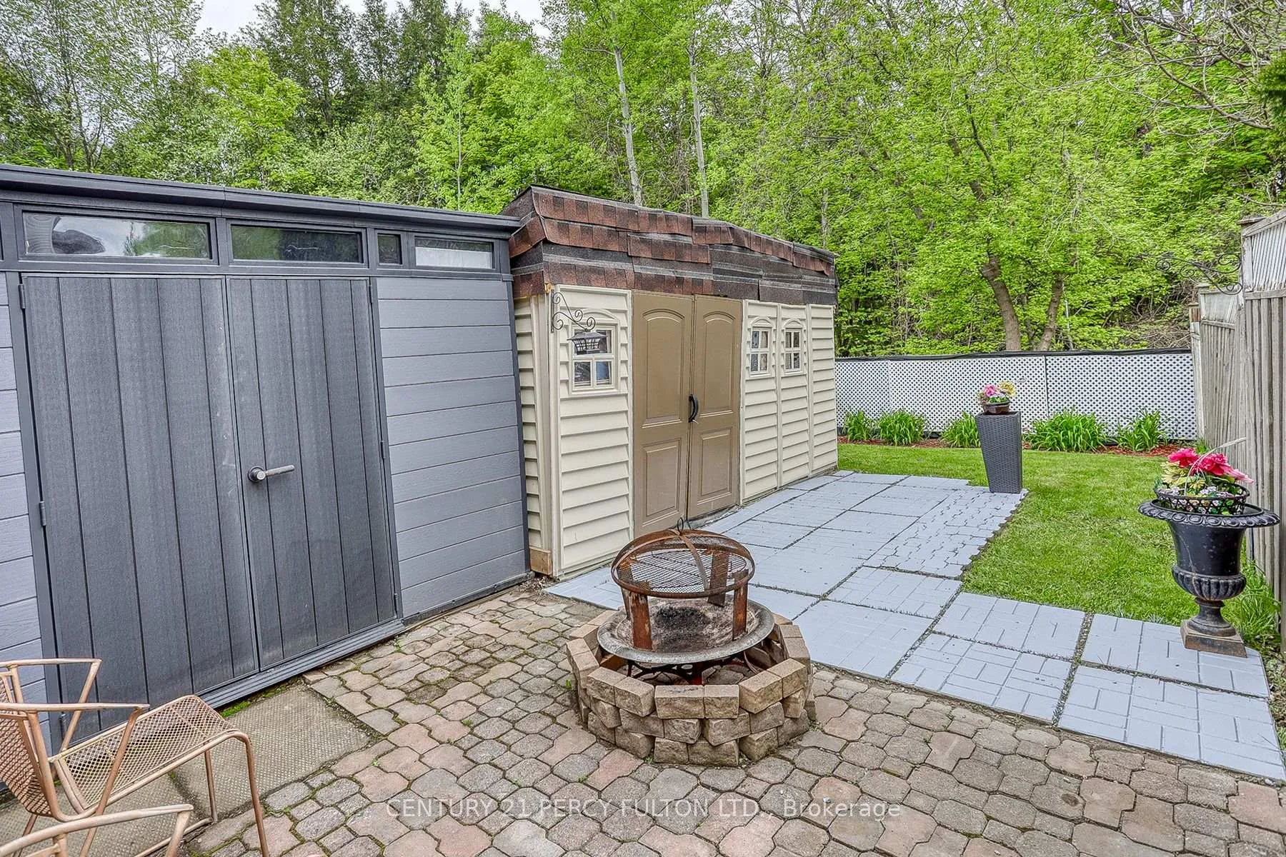 Photo 13 of 1692 Woodgate Trail, Oshawa, Samac — HOMEH