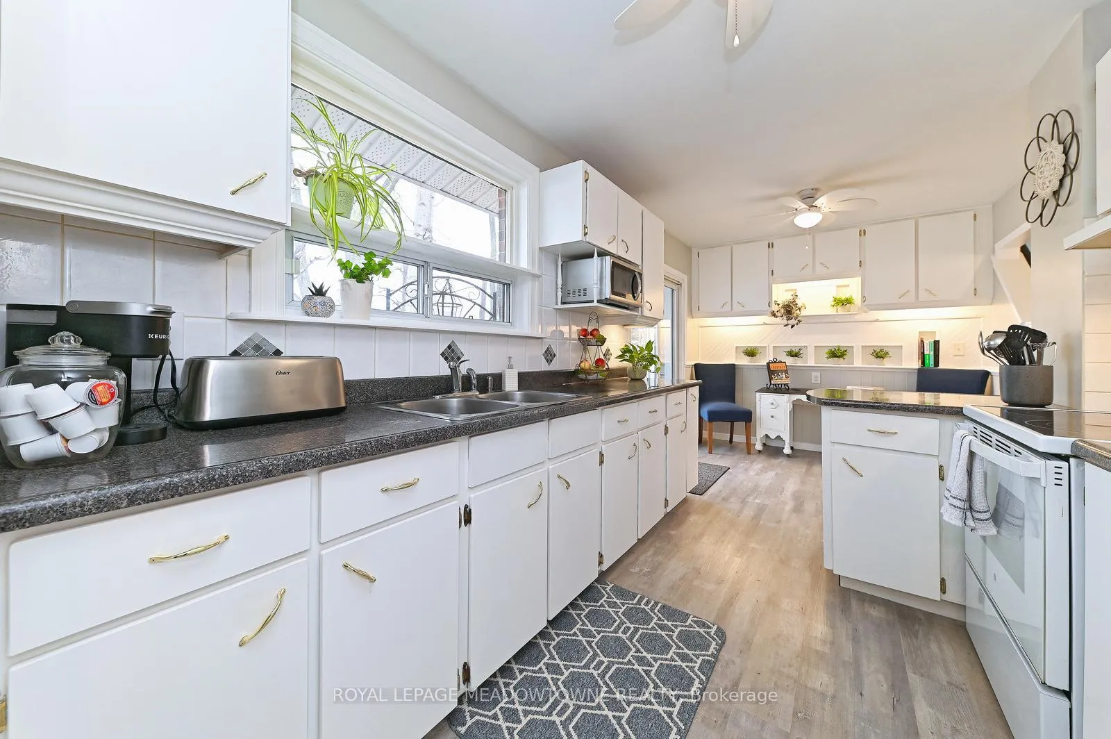 Photo 13 of 14 Moore Park Crescent, Halton Hills, Georgetown — HOMEH