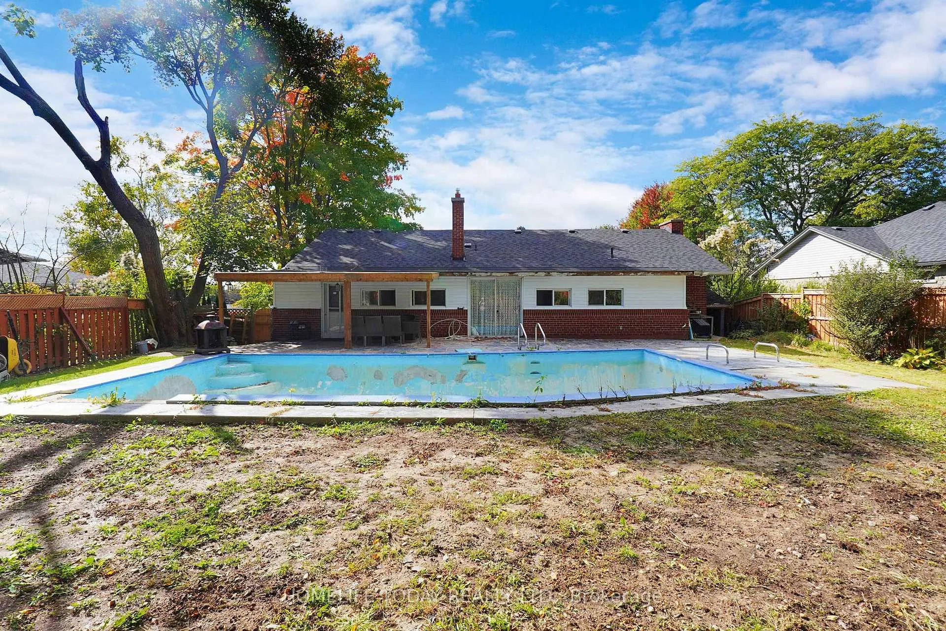 Photo 38 of 329 Fairview Drive, Whitby, Lynde Creek — HOMEH