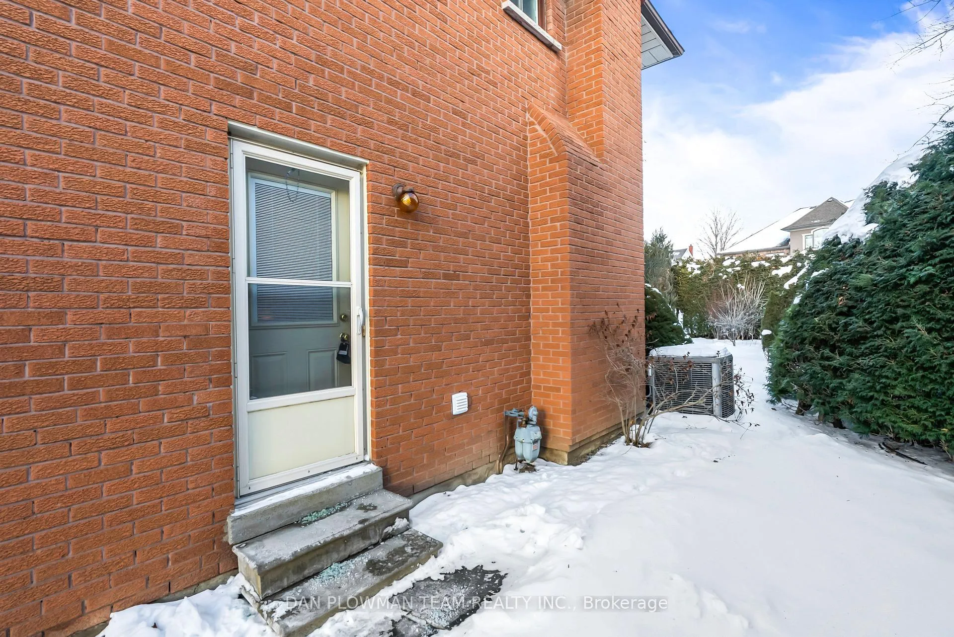 Photo 34 of 44 Evergreen Drive, Whitby, Blue Grass Meadows — HOMEH