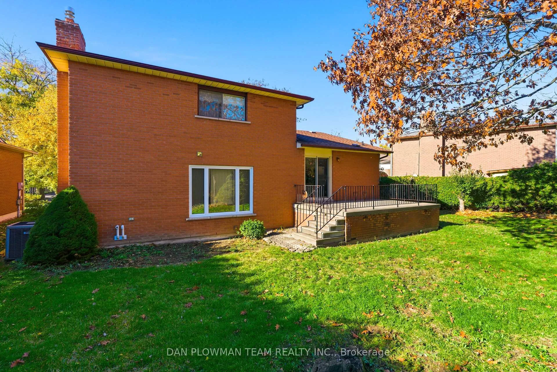 Photo 41 of 44 Evergreen Drive, Whitby, Blue Grass Meadows — HOMEH