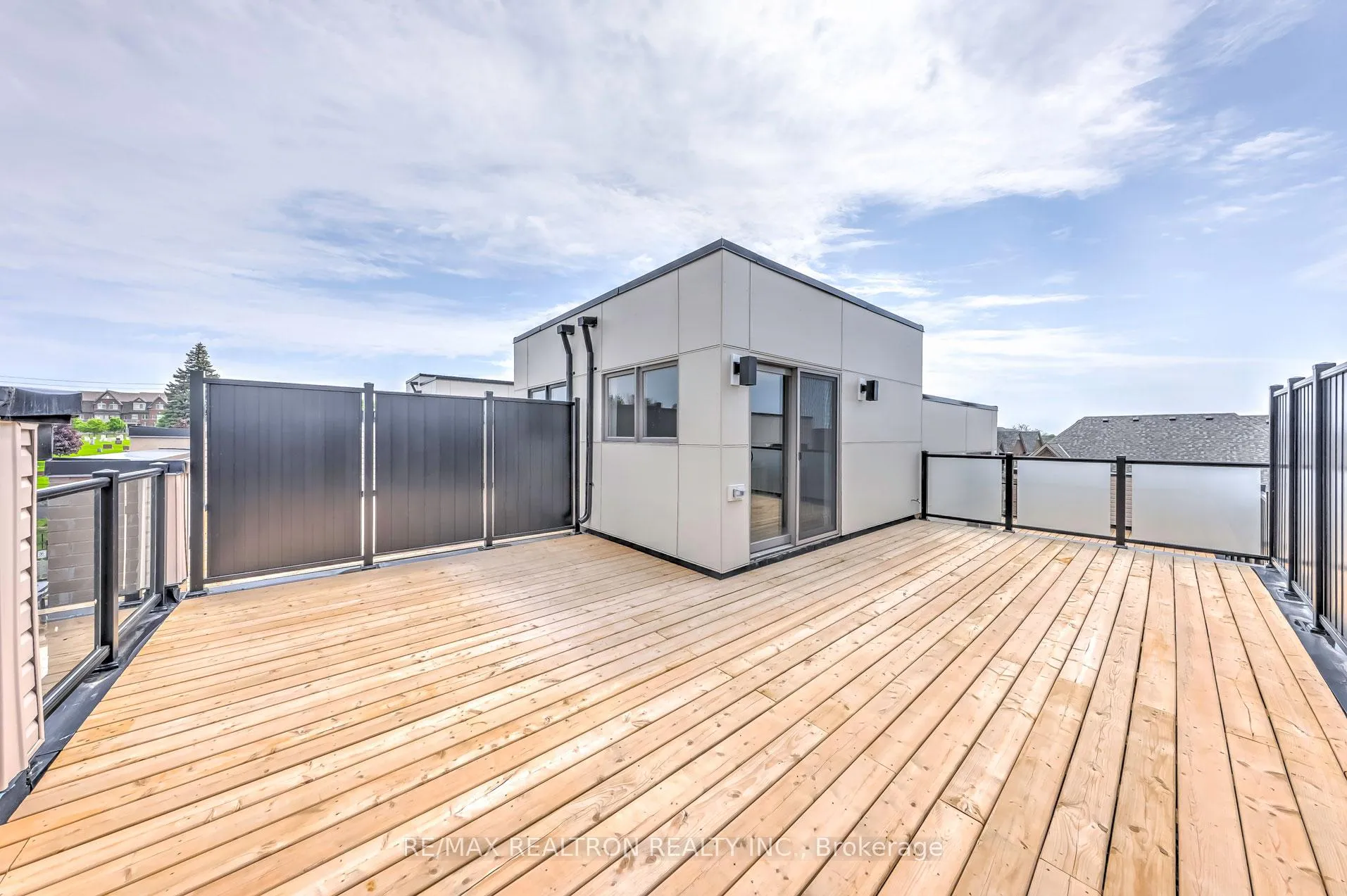 Photo 38 of 31 Schmidt Lane, Markham, Angus Glen — HOMEH