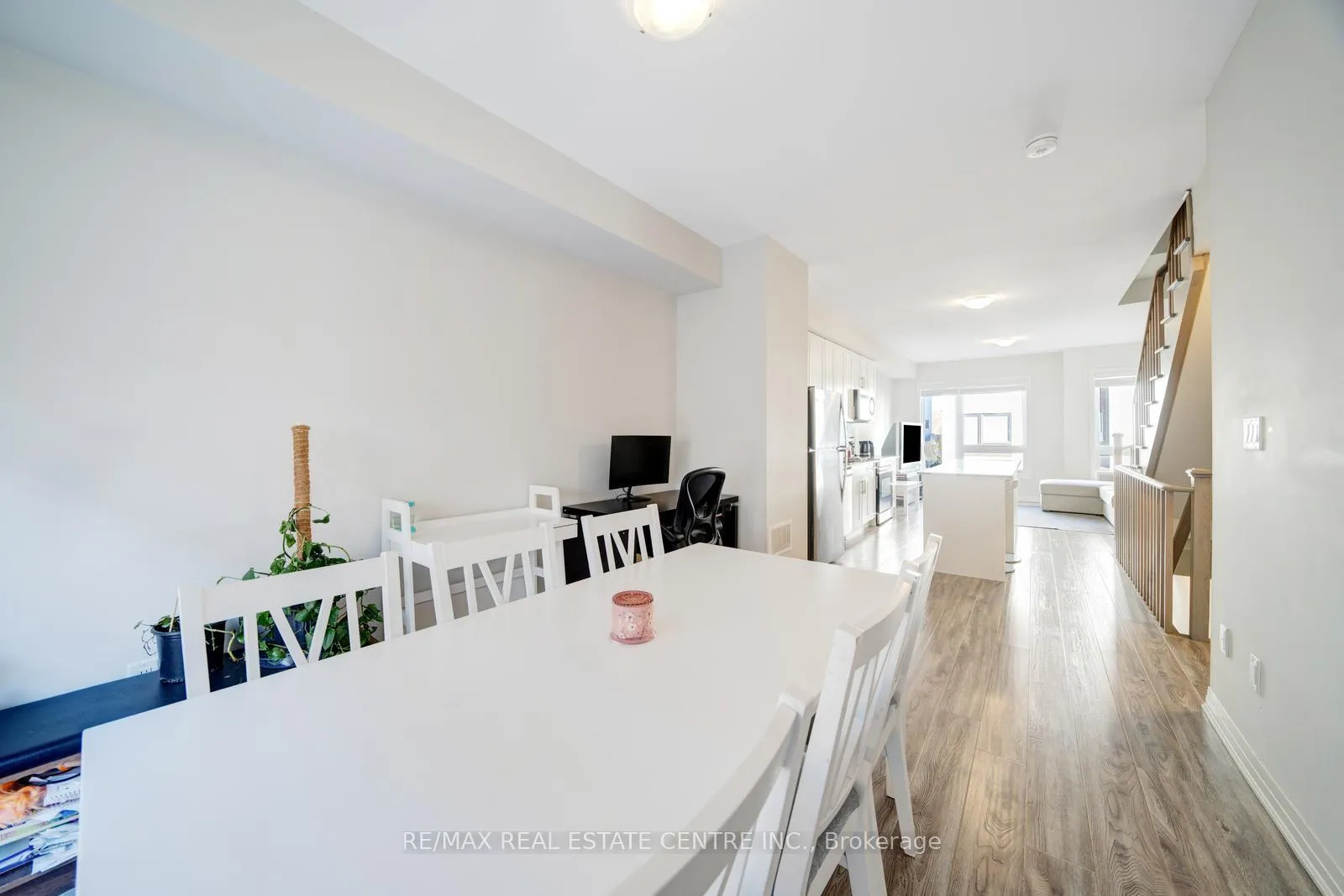 Photo 7 of 1691 Pleasure Valley Path, Oshawa, Samac — HOMEH