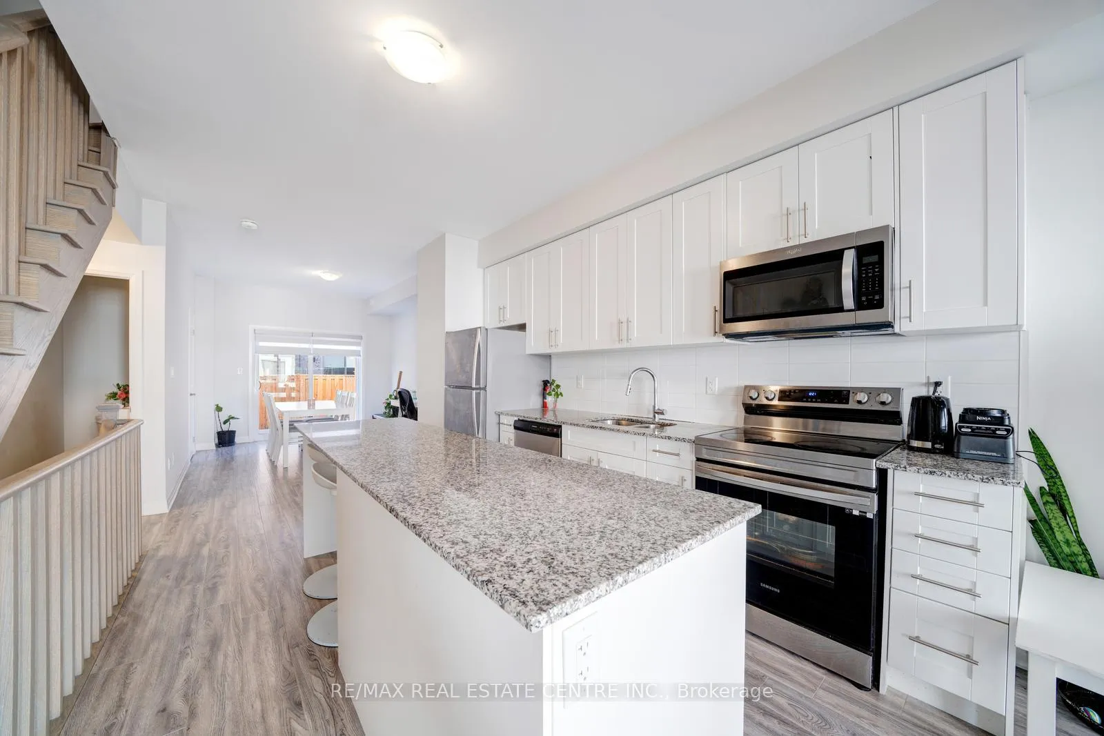 Photo 9 of 1691 Pleasure Valley Path, Oshawa, Samac — HOMEH