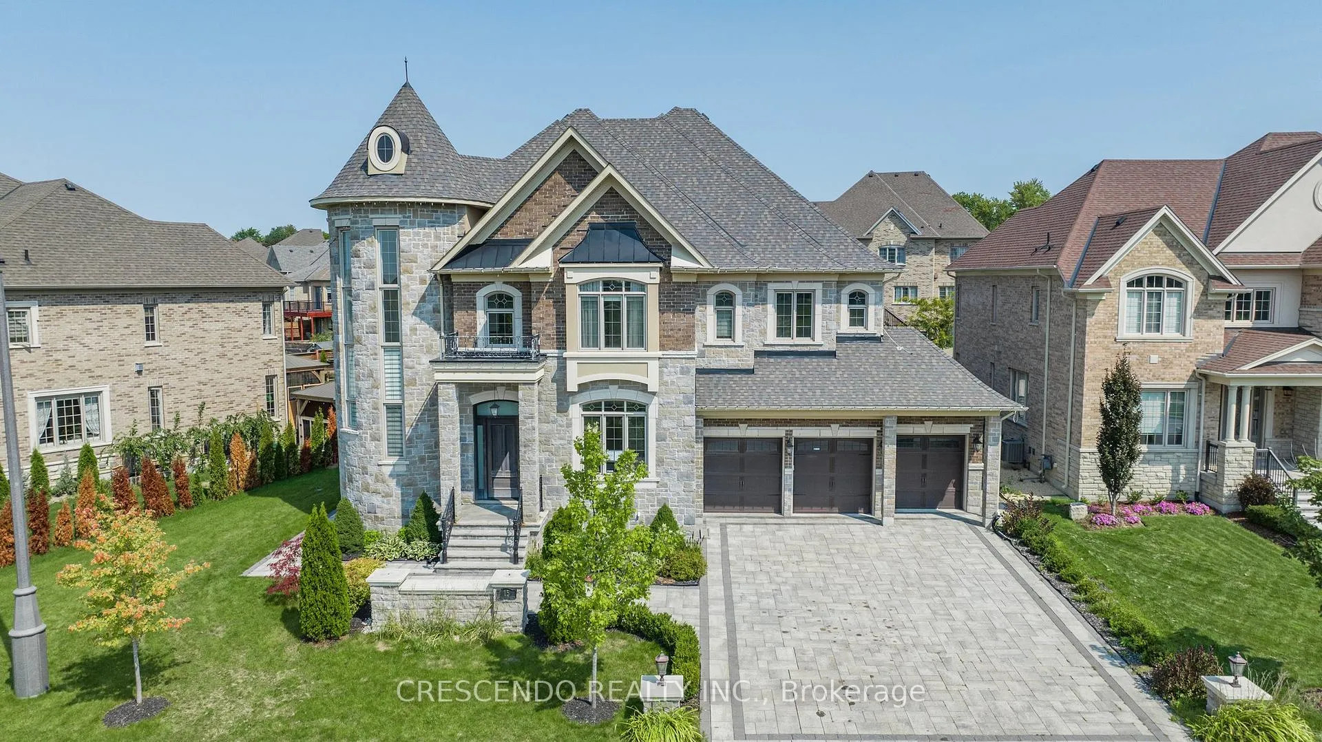 Photo 1 of 15 Chuck Ormsby Crescent, King, King City — HOMEH