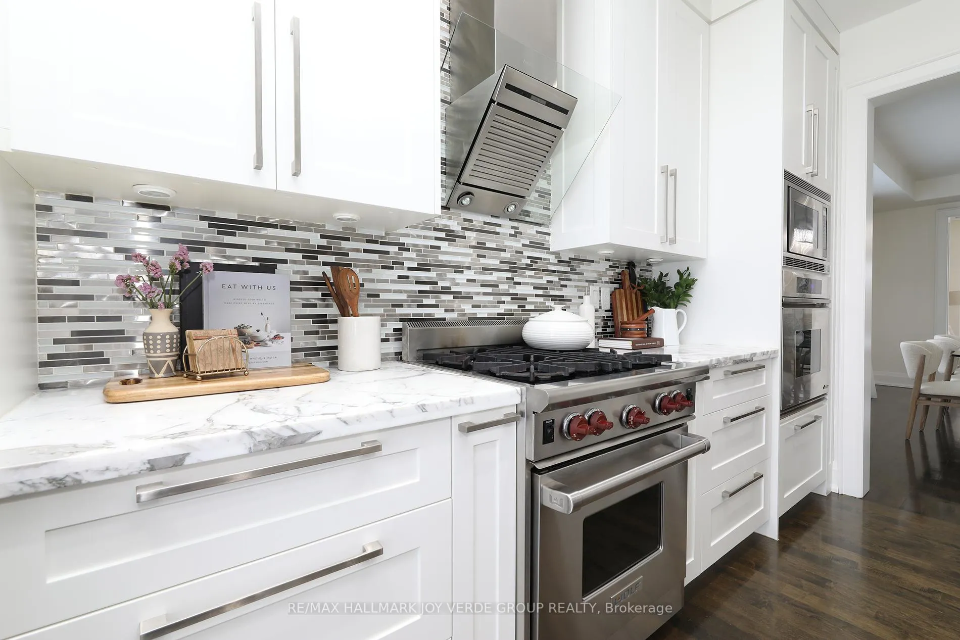 Photo 12 of 98 Roosevelt Road, Toronto, Danforth Village-East York — HOMEH