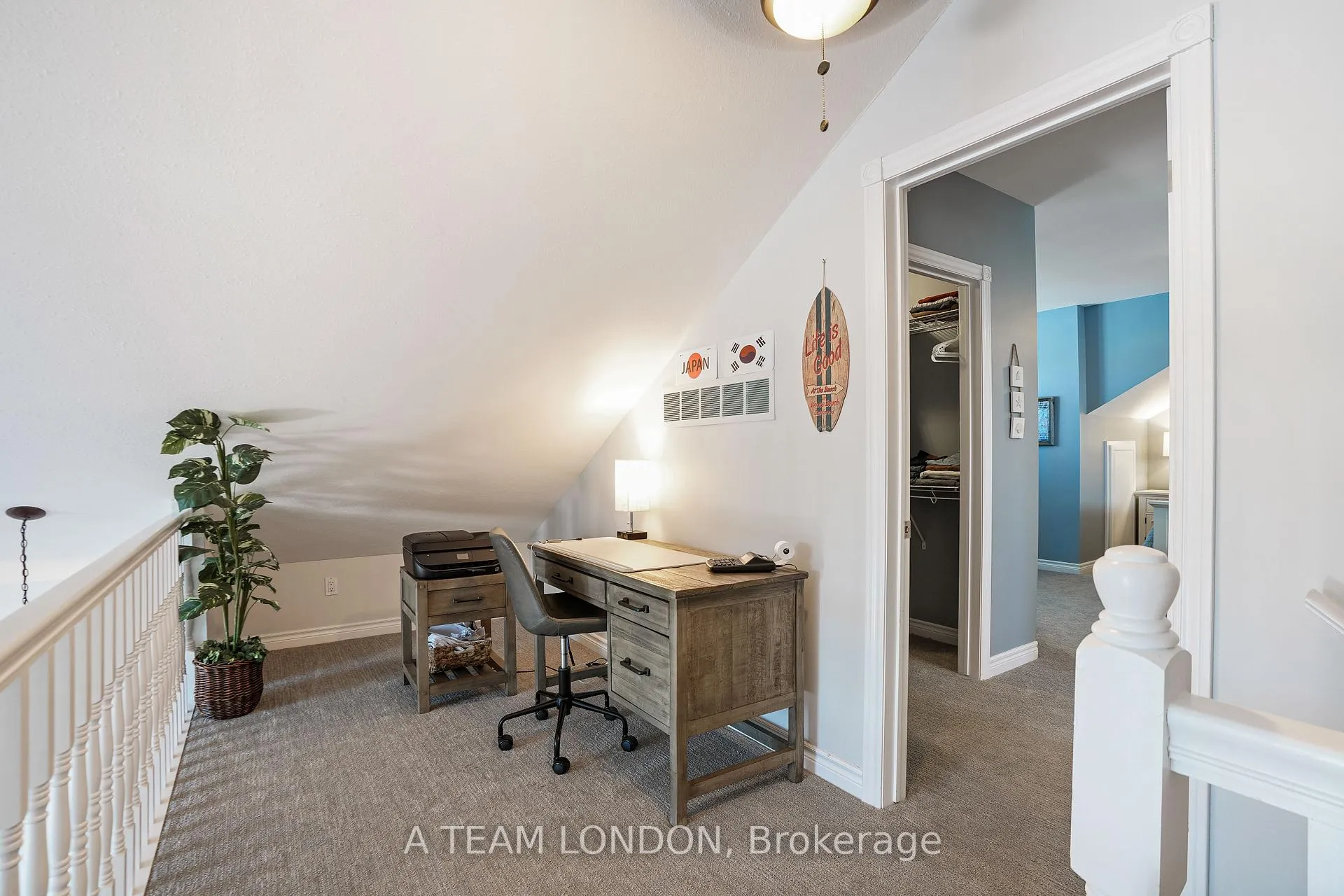 Photo 10 of 4749 Riverside Drive, St. Clair — HOMEH