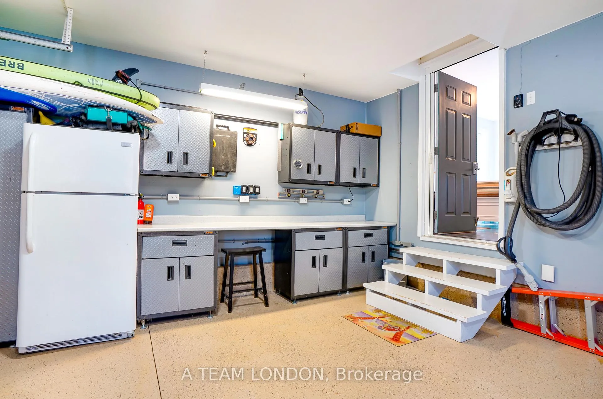 Photo 23 of 4749 Riverside Drive, St. Clair — HOMEH