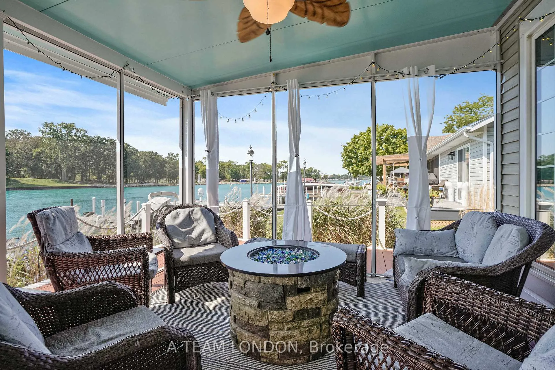 Photo 27 of 4749 Riverside Drive, St. Clair — HOMEH