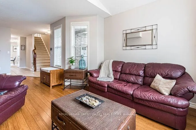 Photo 6 of 554 Dansbury Drive, Waterloo — HOMEH