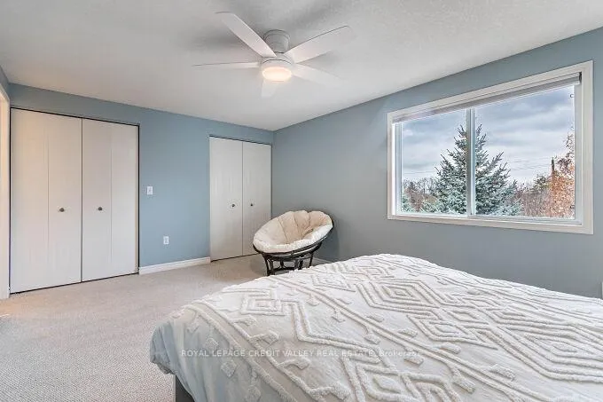 Photo 19 of 554 Dansbury Drive, Waterloo — HOMEH