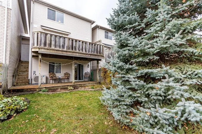 Photo 34 of 554 Dansbury Drive, Waterloo — HOMEH