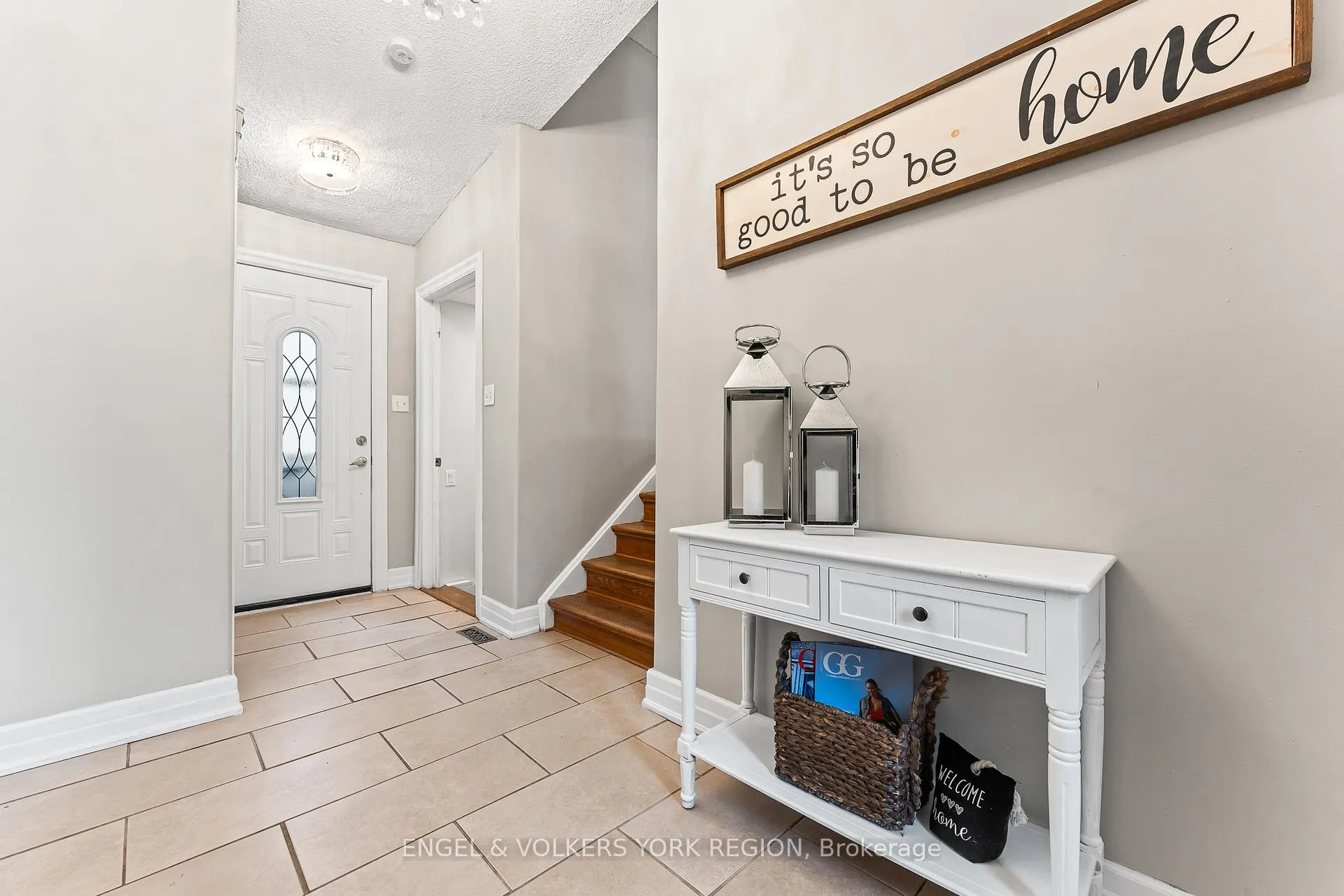 Photo 3 of 45 Noam Drive, Barrie, Sunnidale — HOMEH