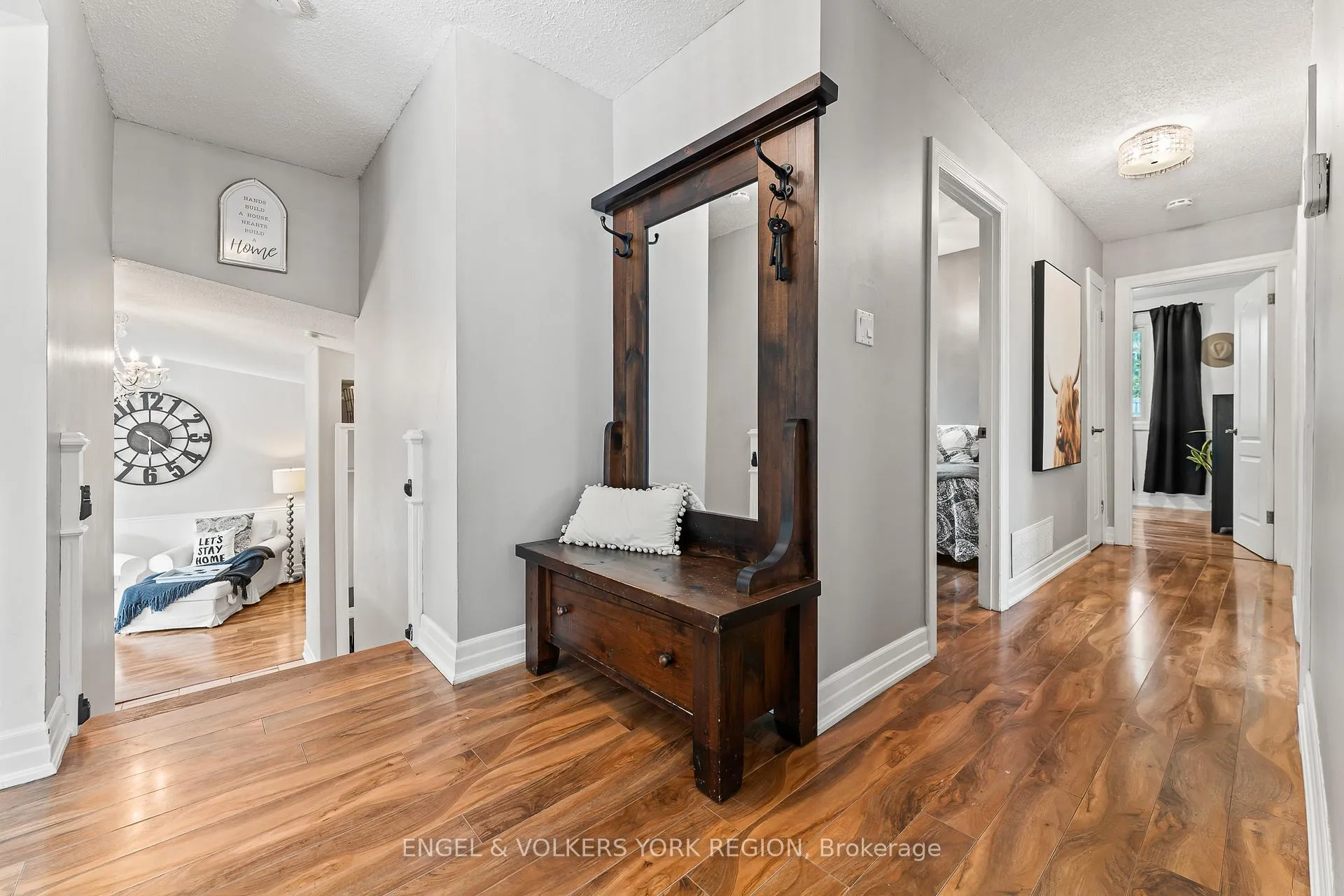 Photo 19 of 45 Noam Drive, Barrie, Sunnidale — HOMEH