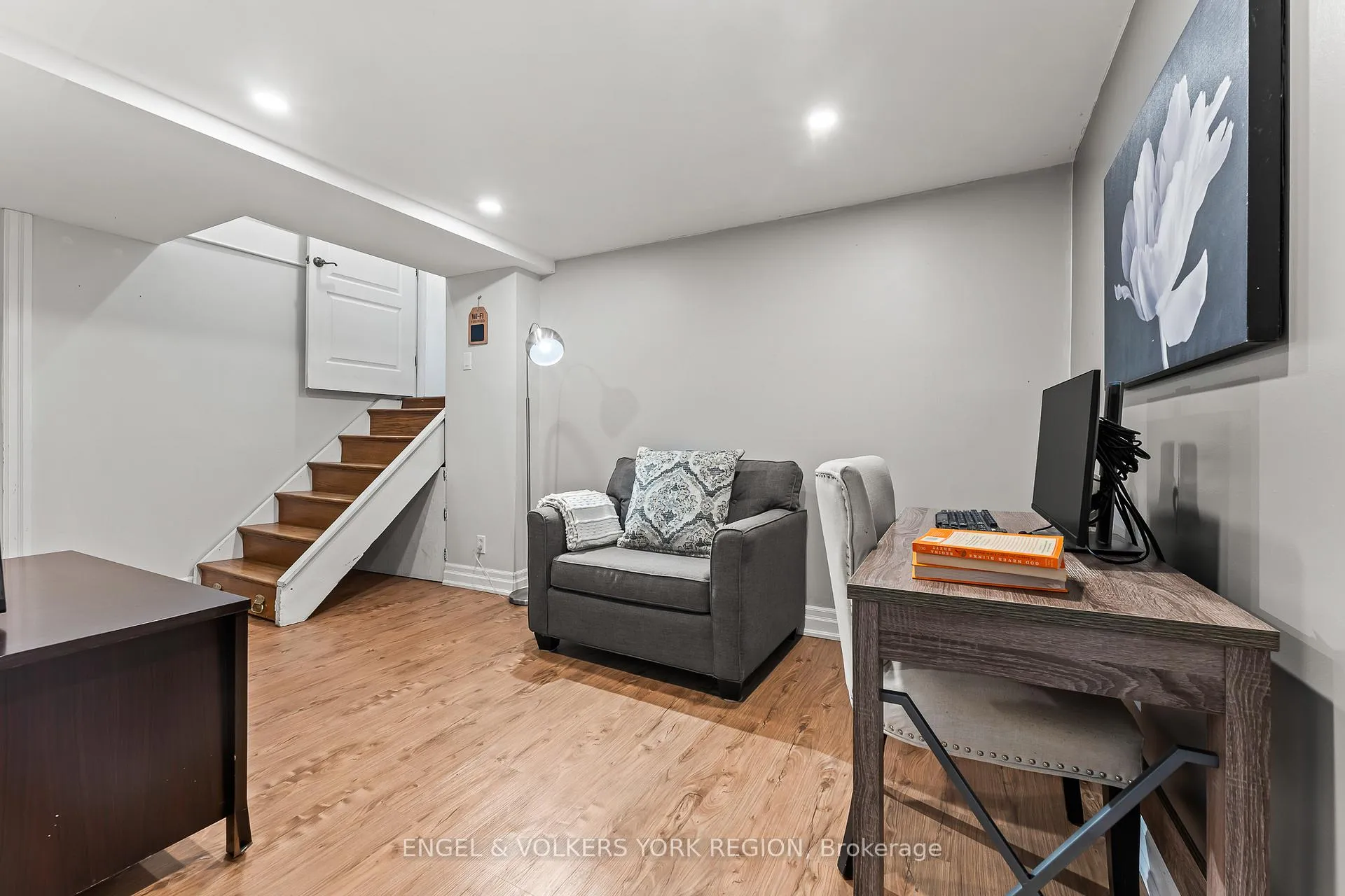 Photo 29 of 45 Noam Drive, Barrie, Sunnidale — HOMEH