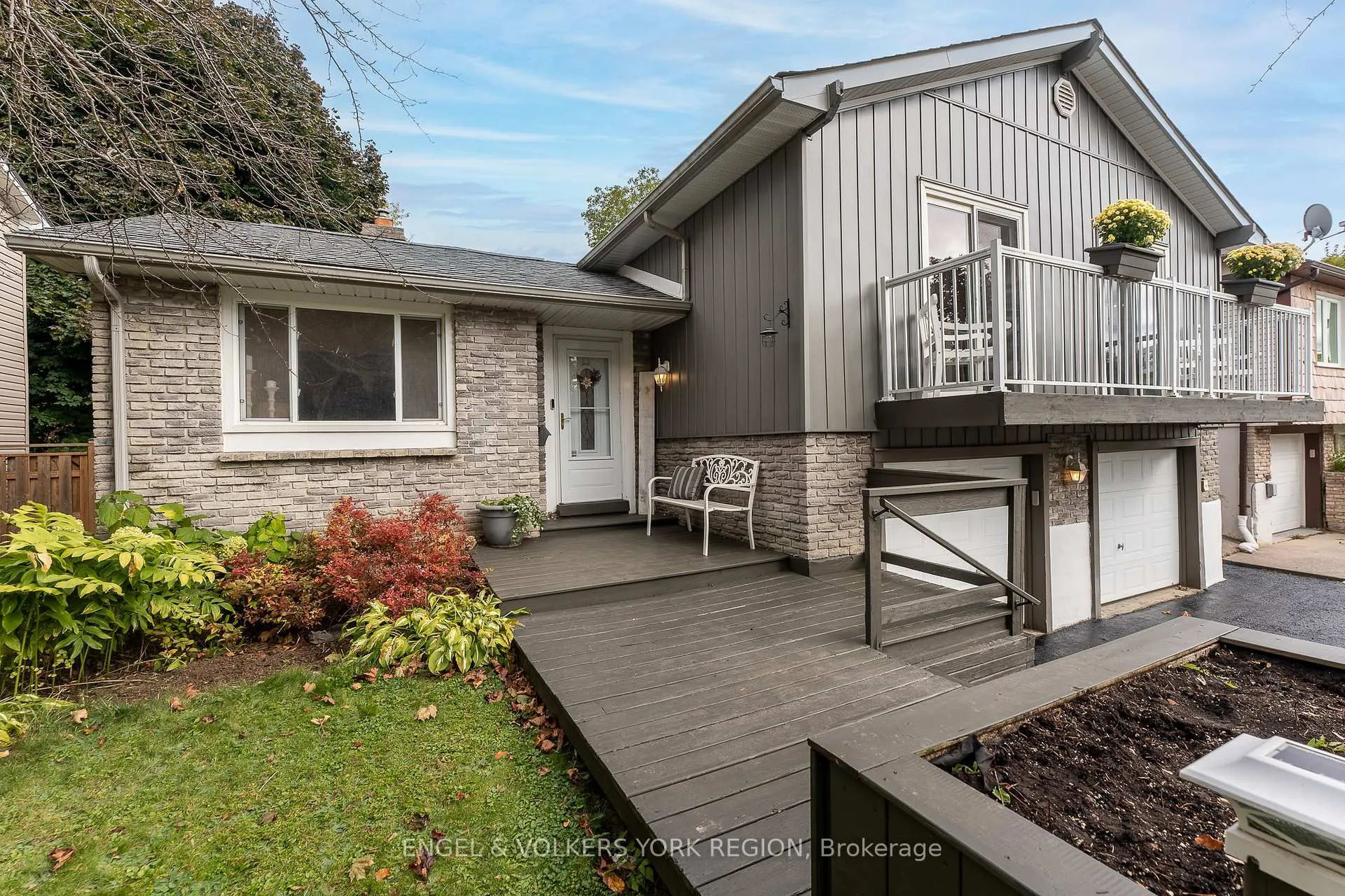 Photo 34 of 45 Noam Drive, Barrie, Sunnidale — HOMEH