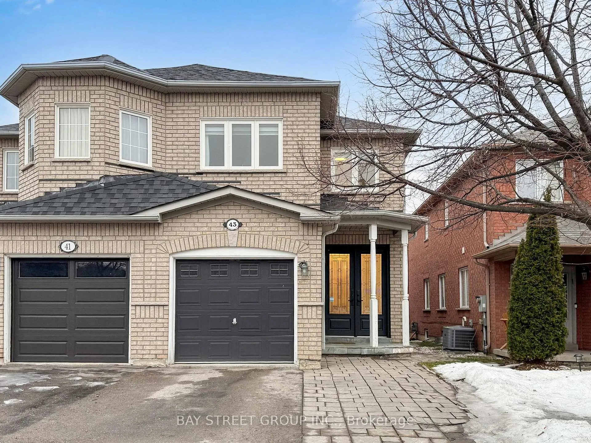Photo 1 of 43 Royal Appian Crescent, Vaughan, Patterson — HOMEH