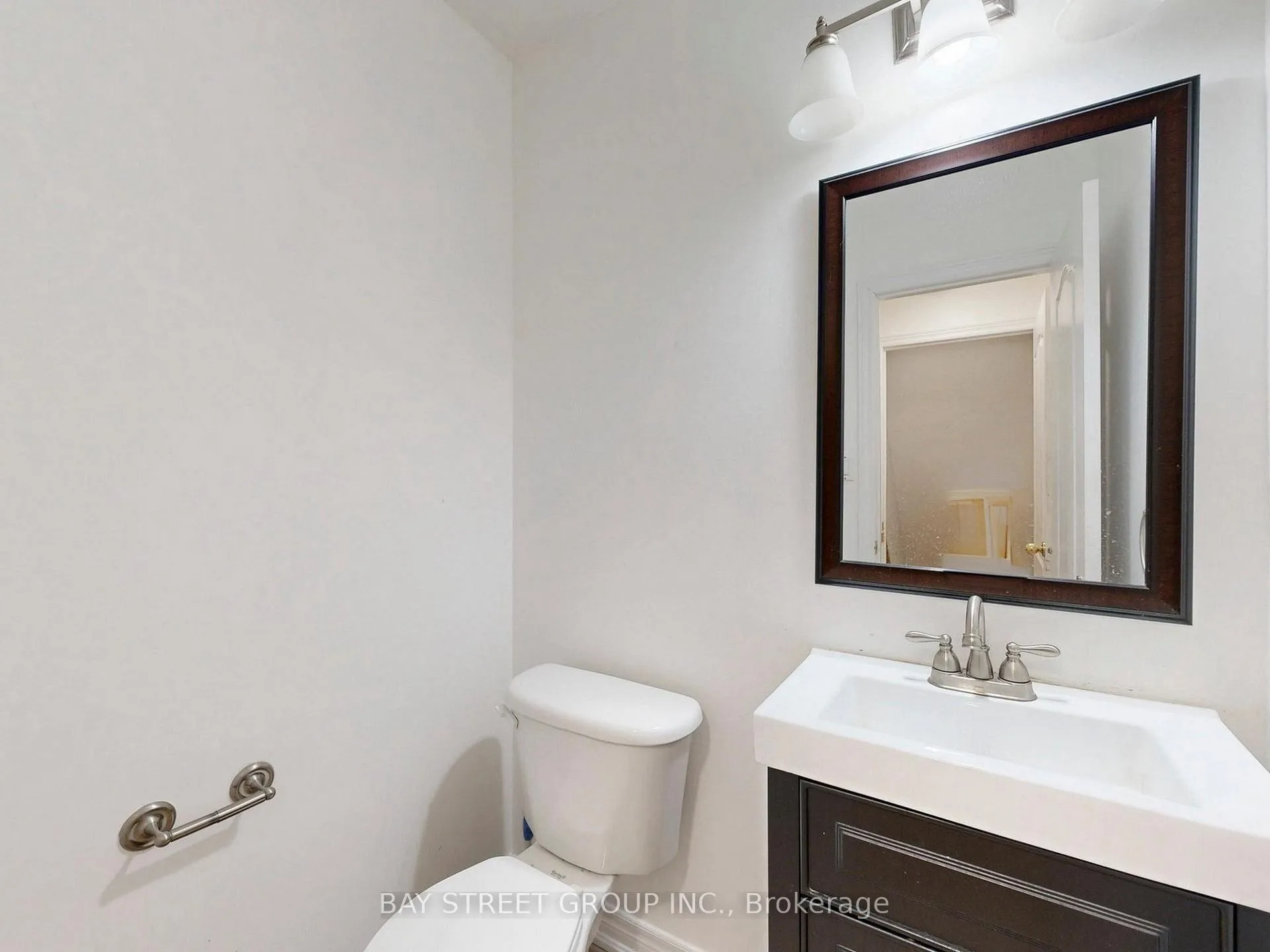Photo 19 of 43 Royal Appian Crescent, Vaughan, Patterson — HOMEH