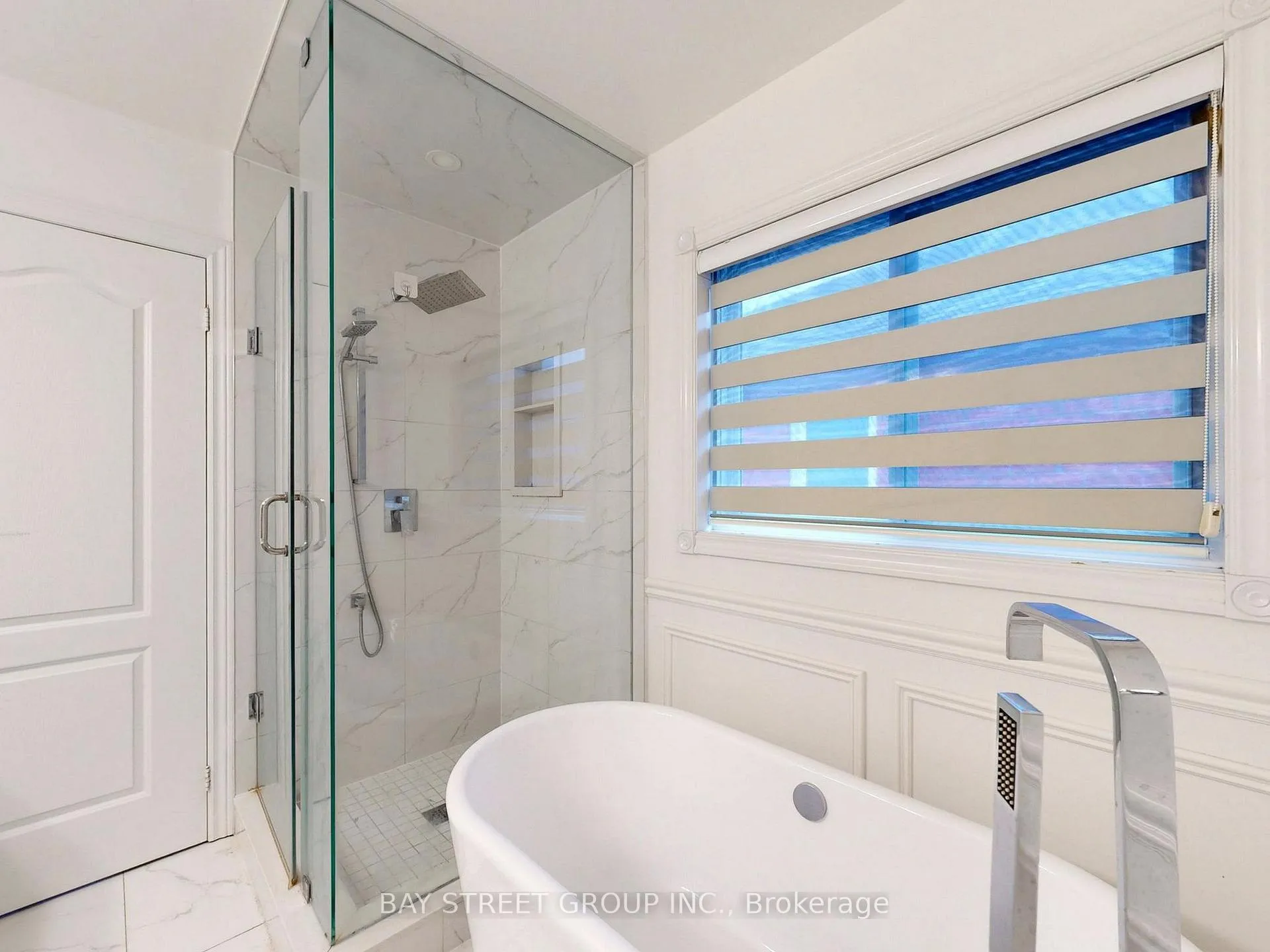 Photo 27 of 43 Royal Appian Crescent, Vaughan, Patterson — HOMEH
