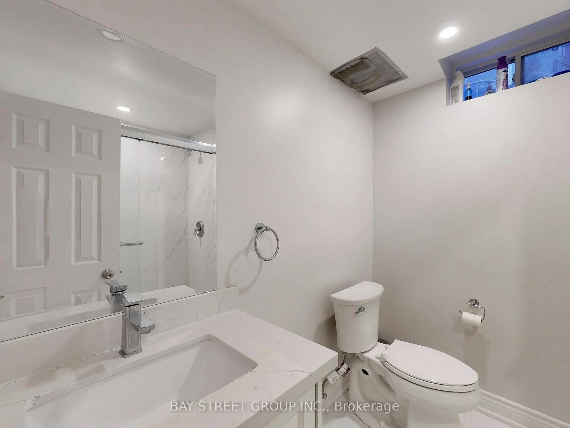Photo 36 of 43 Royal Appian Crescent, Vaughan, Patterson — HOMEH