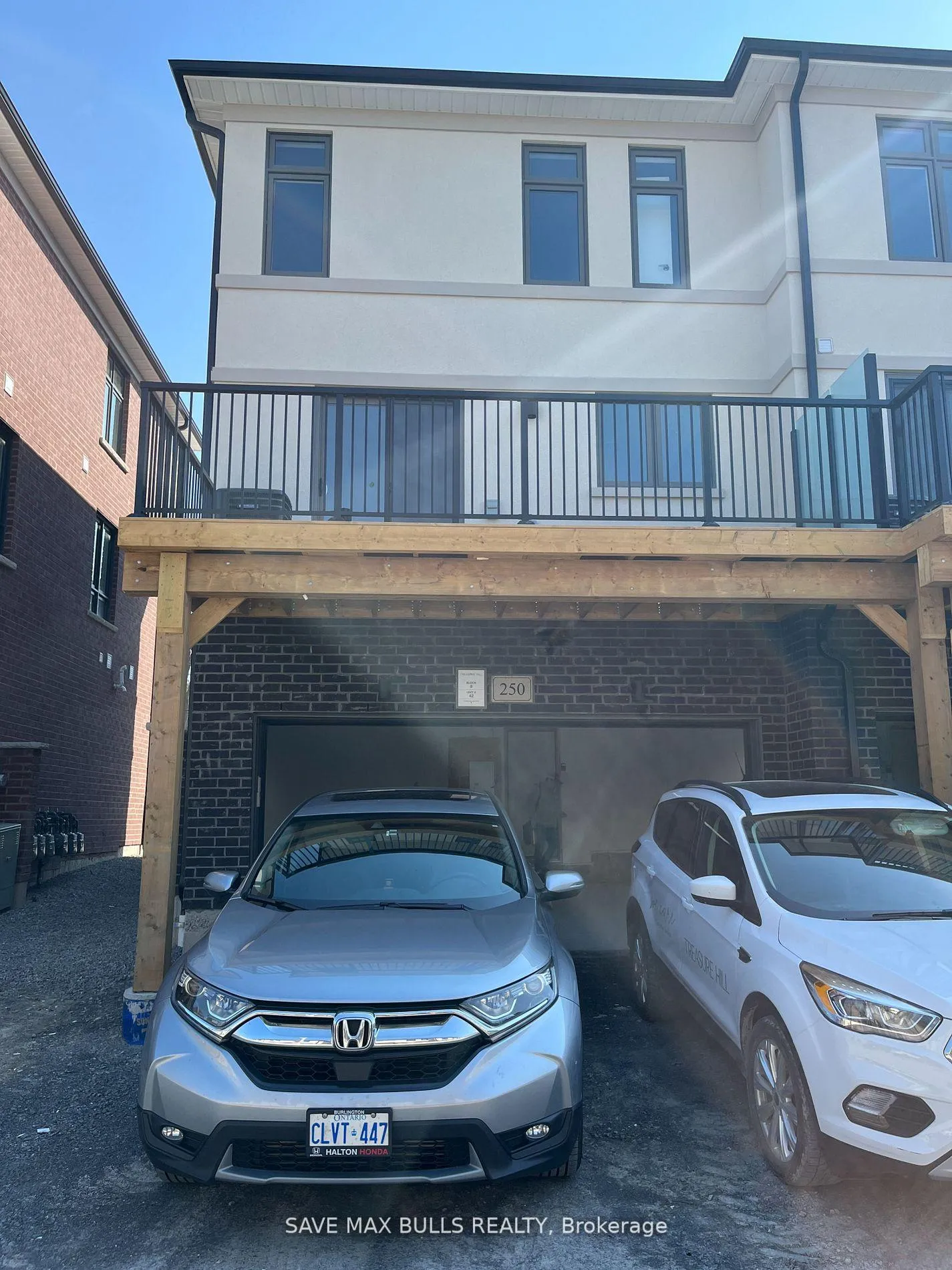 Photo 2 of 250 Townline Road N, Oshawa, Eastdale — HOMEH