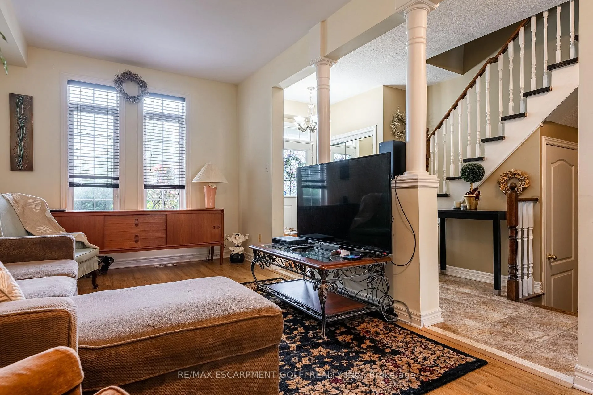 Photo 8 of 7 Northampton Boulevard, Hamilton, Stoney Creek — HOMEH