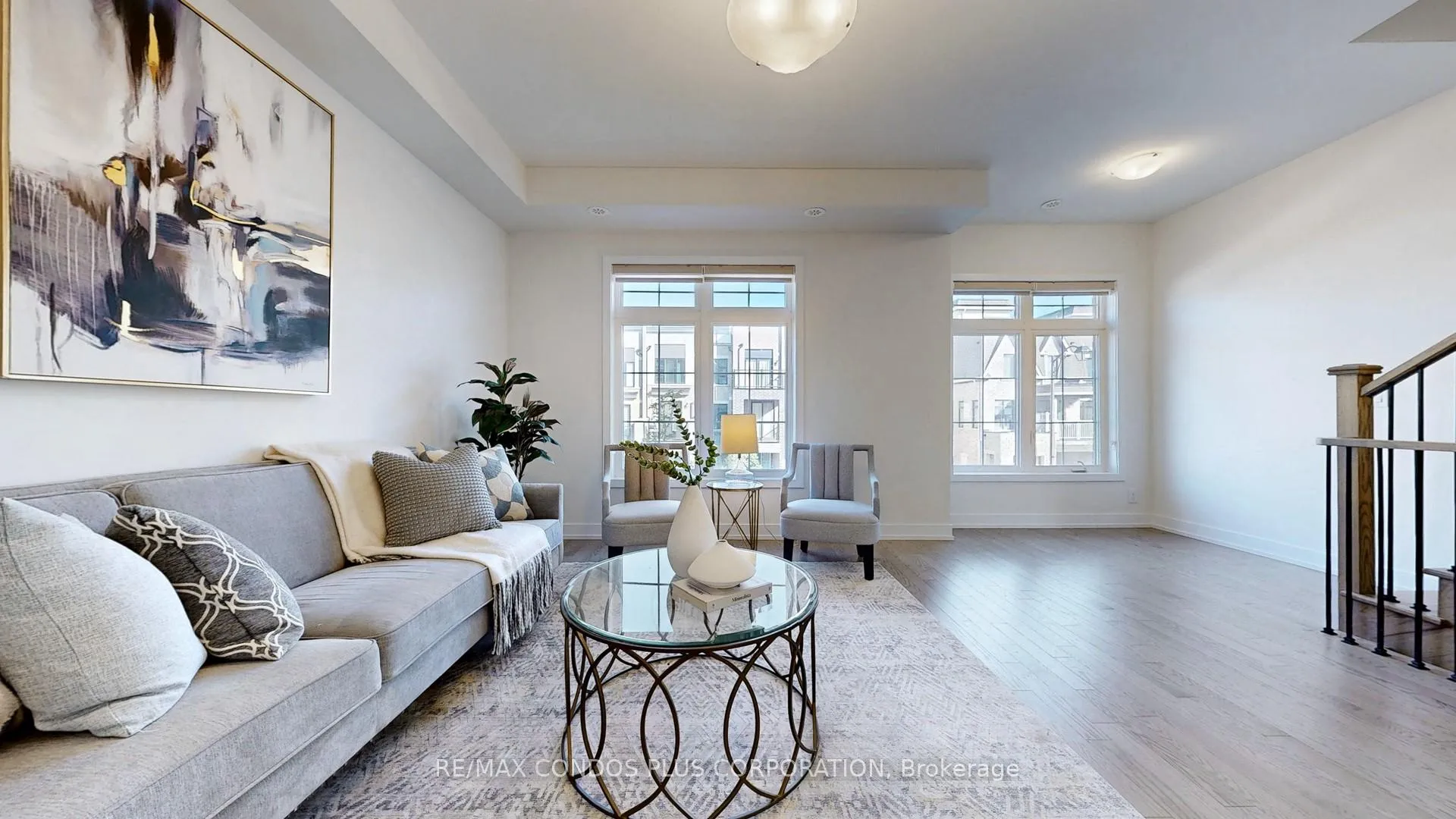 Photo 4 of 21 William Shearn Crescent, Markham, Angus Glen — HOMEH