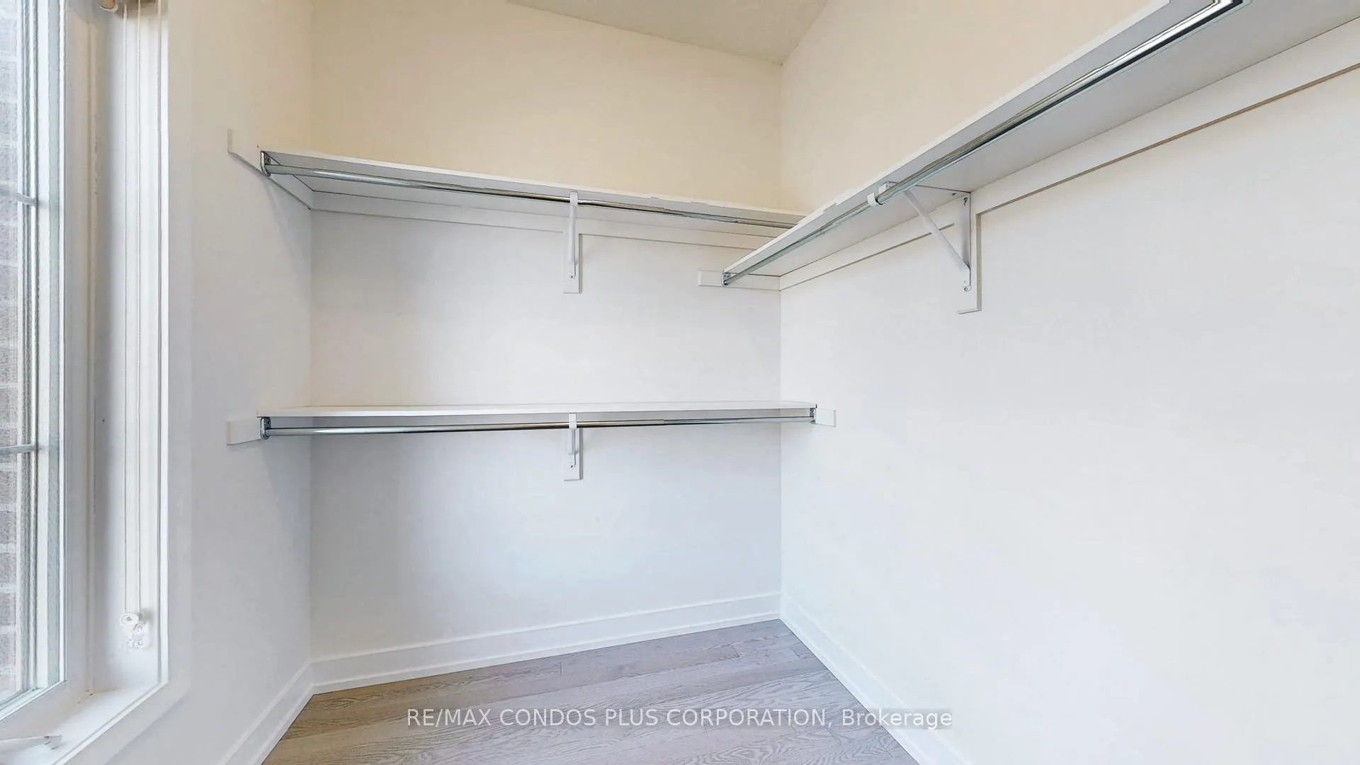 Photo 15 of 21 William Shearn Crescent, Markham, Angus Glen — HOMEH
