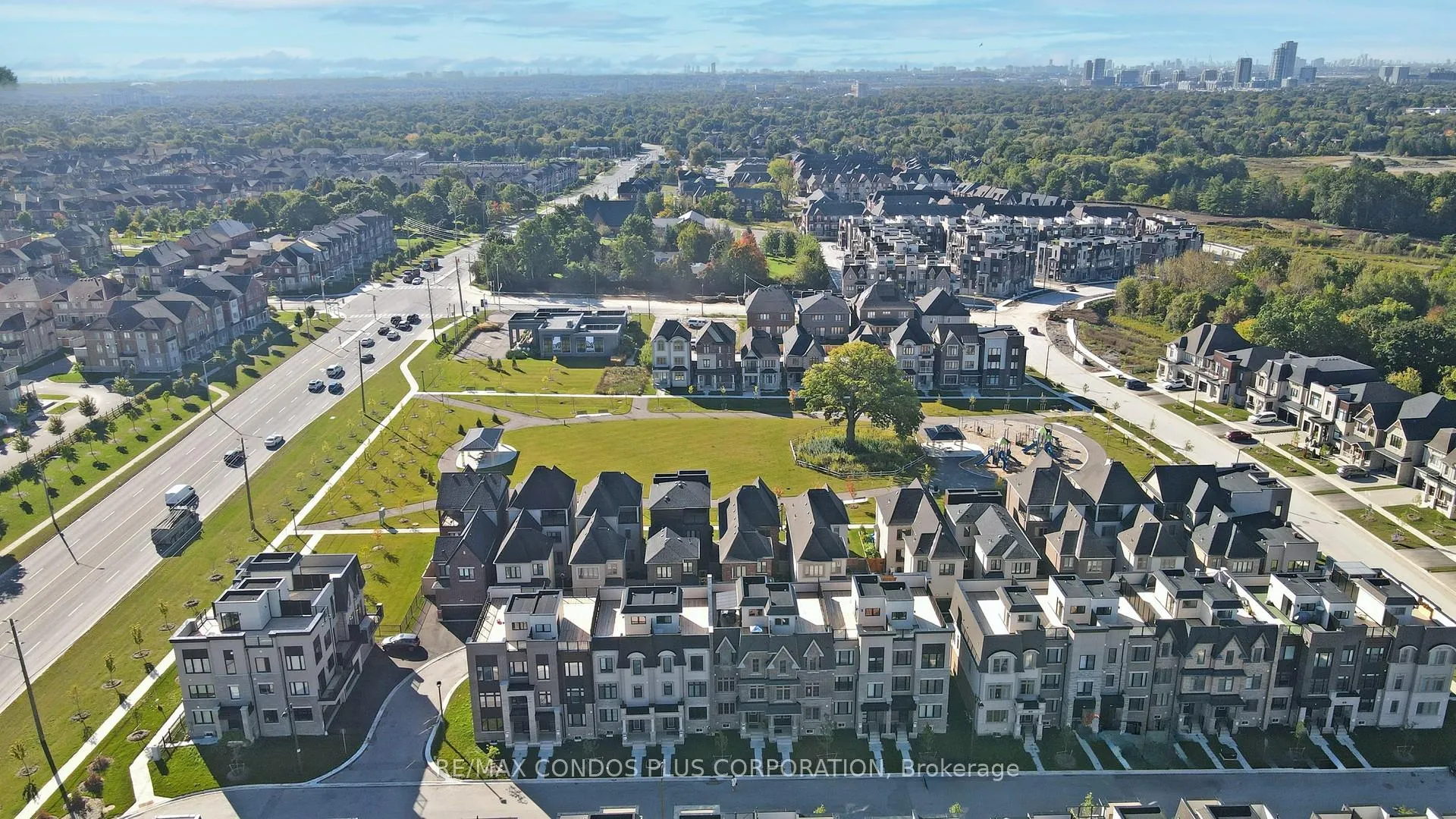 Photo 39 of 21 William Shearn Crescent, Markham, Angus Glen — HOMEH
