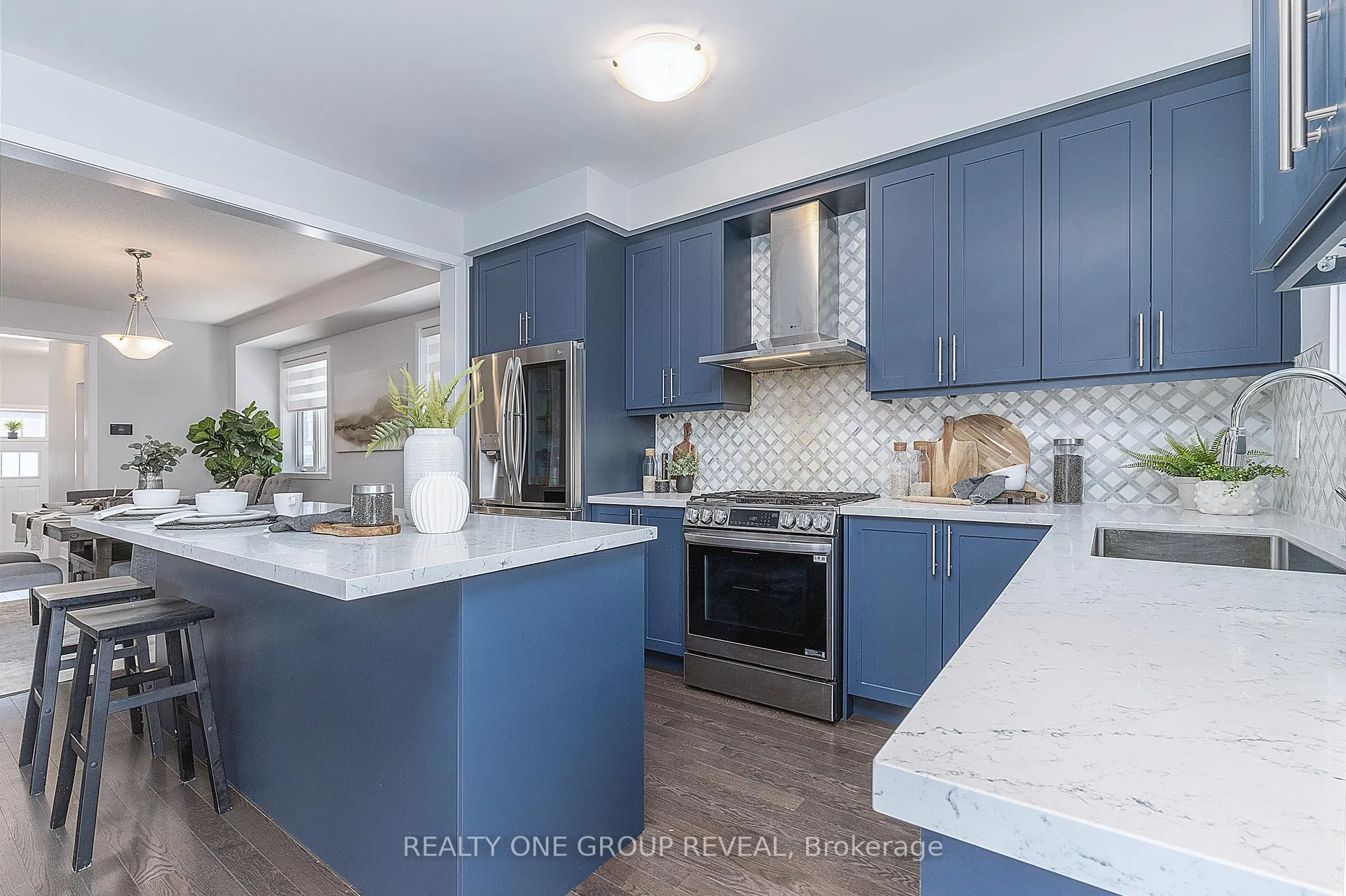 Photo 7 of 1044 Suddard Avenue, Oshawa, Kedron — HOMEH